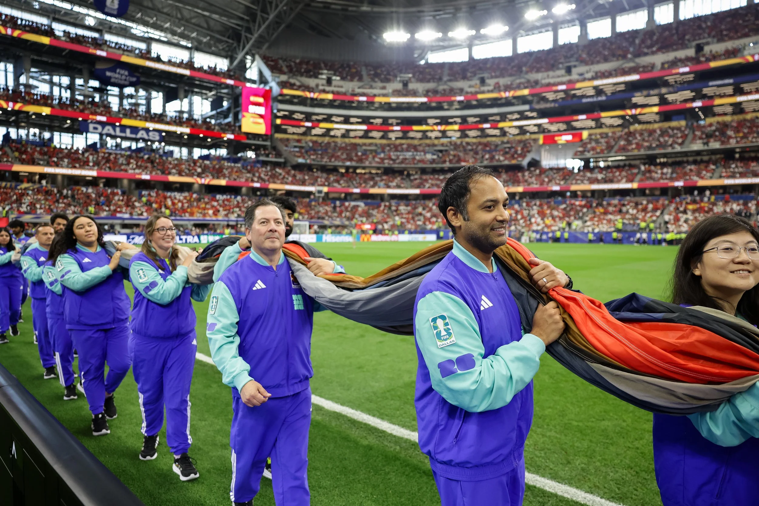 worldcup-volunteers-photographer-aricbecker-39.jpg