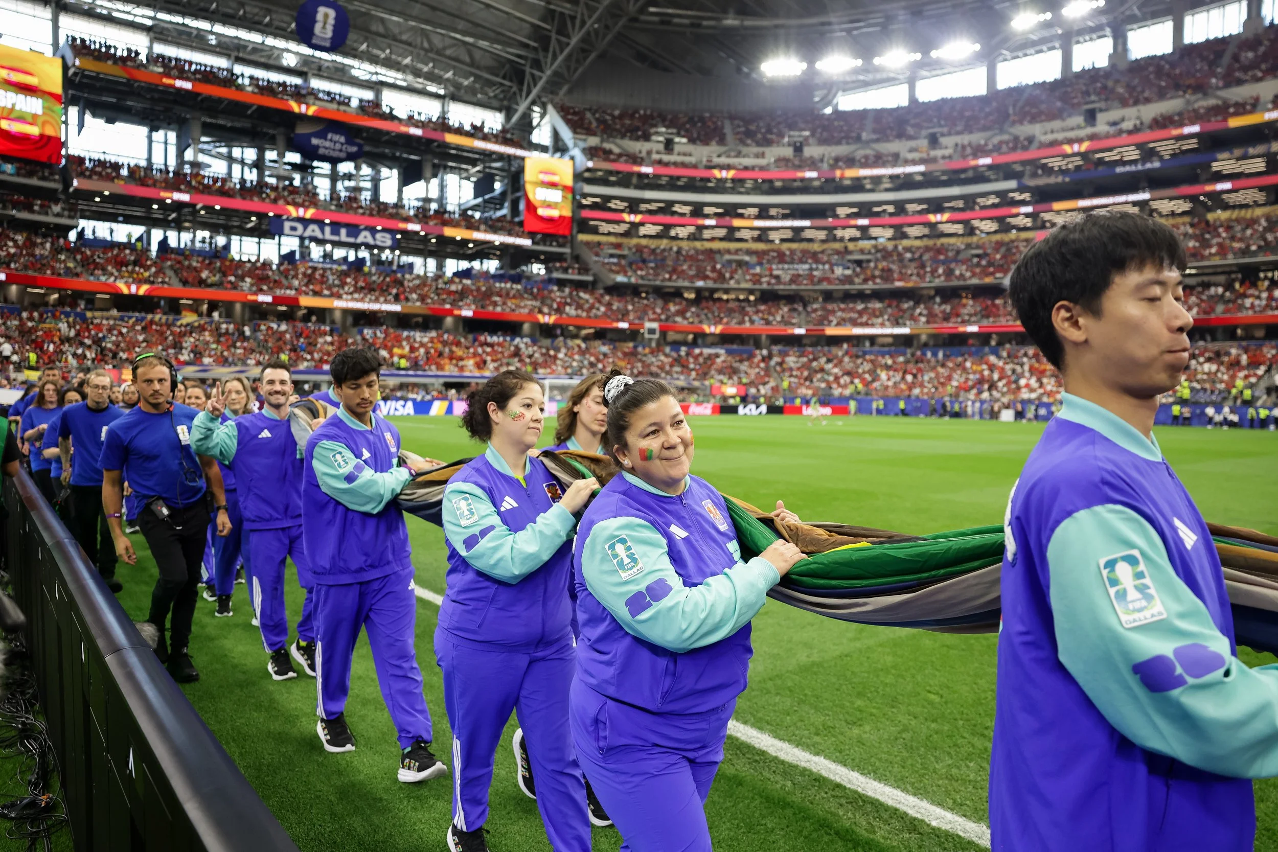worldcup-volunteers-photographer-aricbecker-44.jpg
