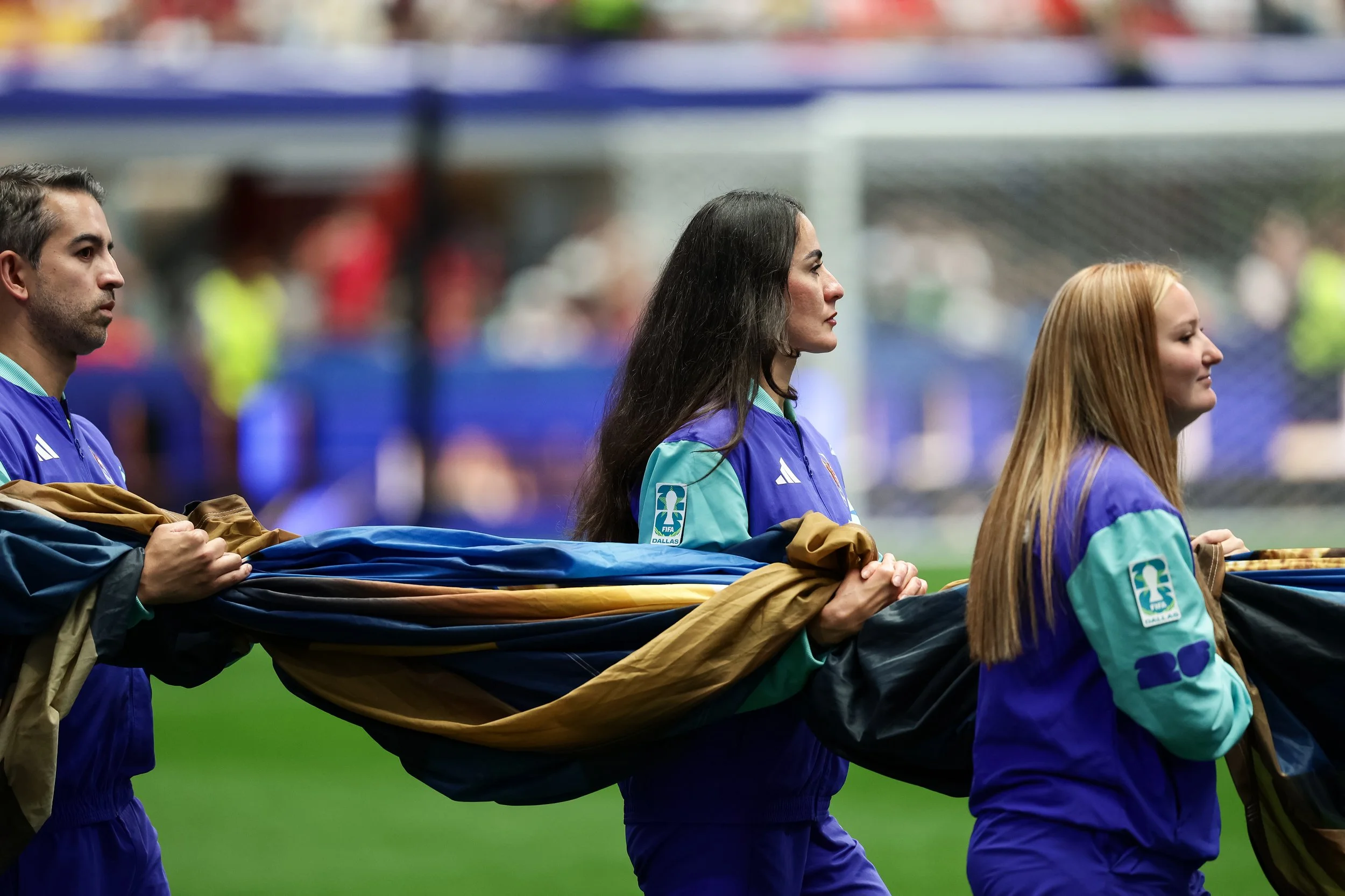 worldcup-volunteers-photographer-aricbecker-50.jpg