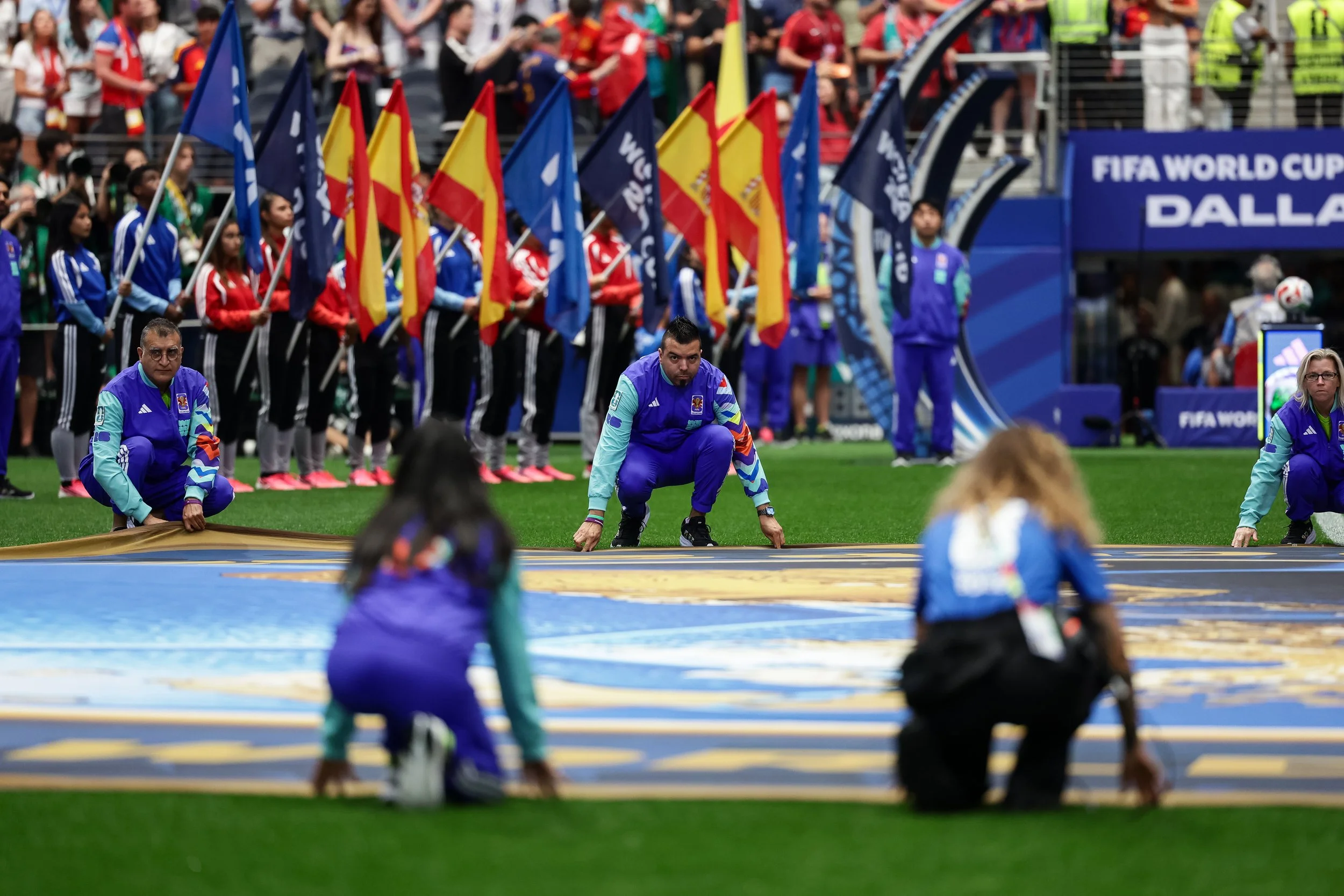 worldcup-volunteers-photographer-aricbecker-52.jpg