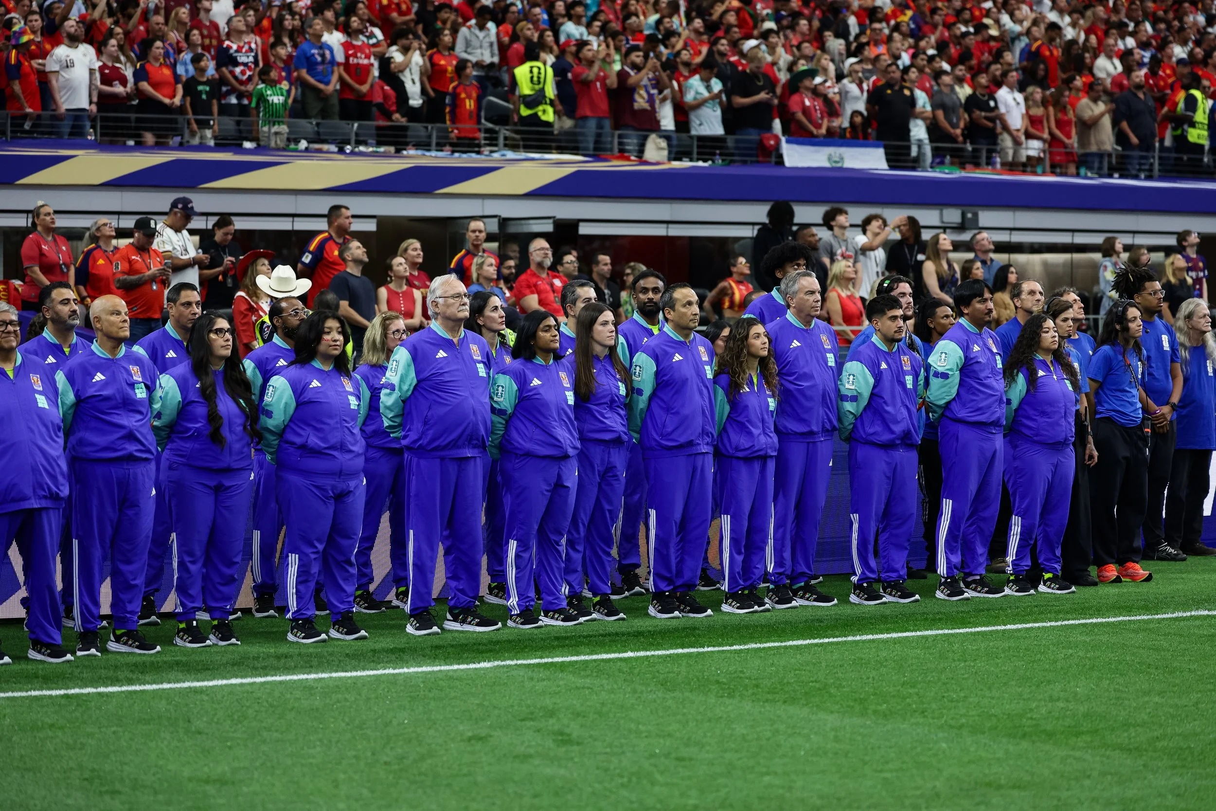 worldcup-volunteers-photographer-aricbecker-65.jpg