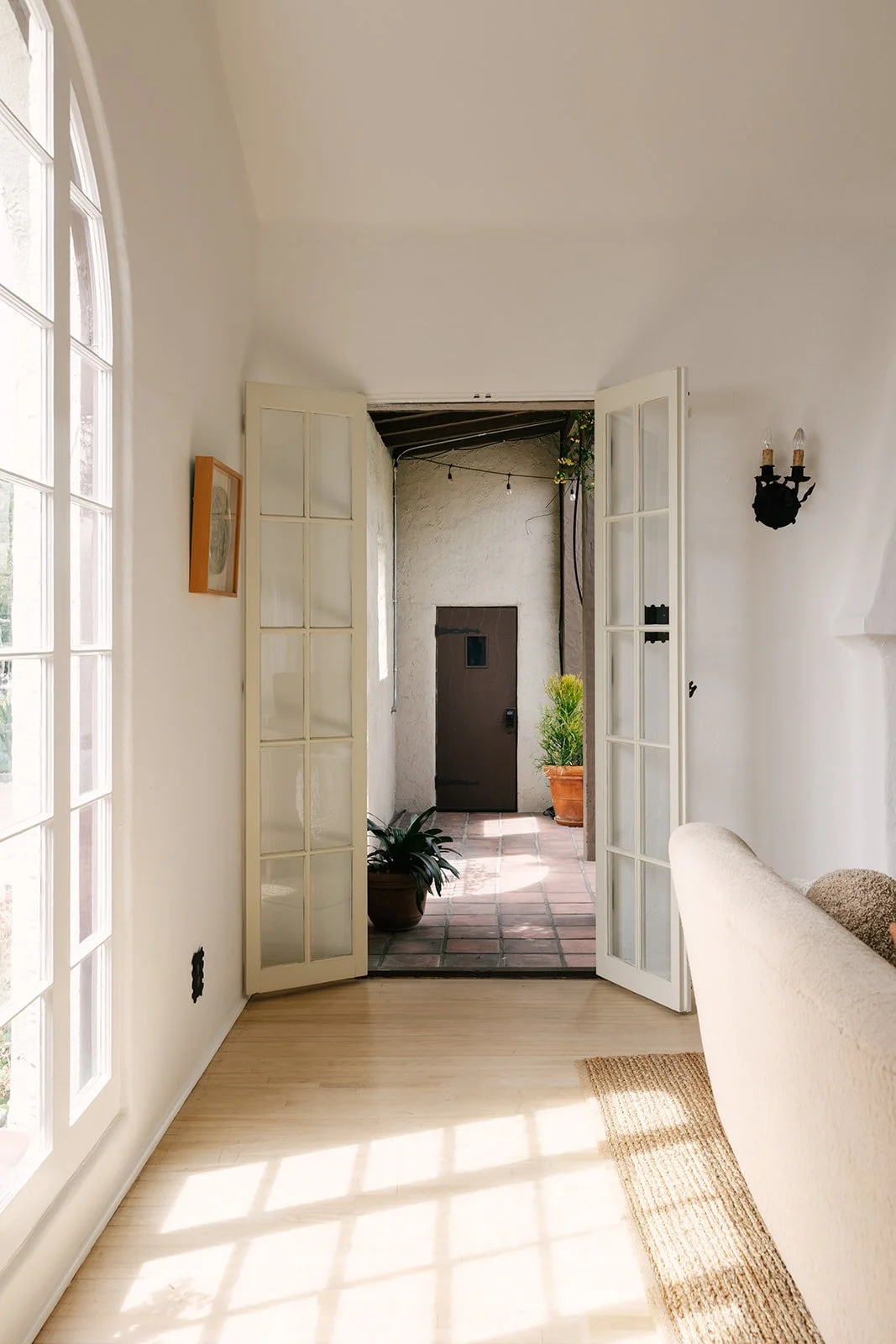 V024DAMORE_808 Grand.jpg