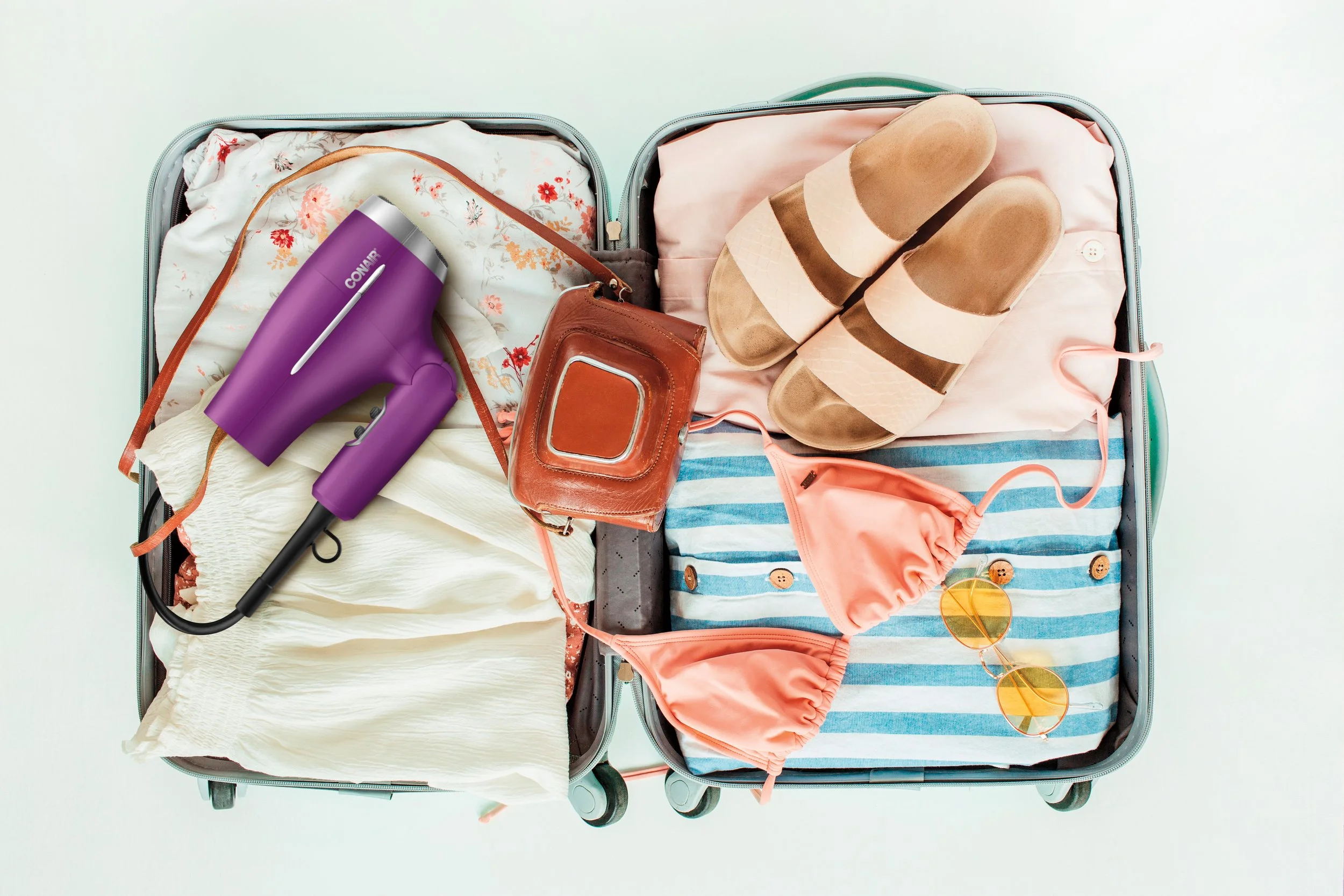 420ux_luggage_storage_ss1448020571.jpg