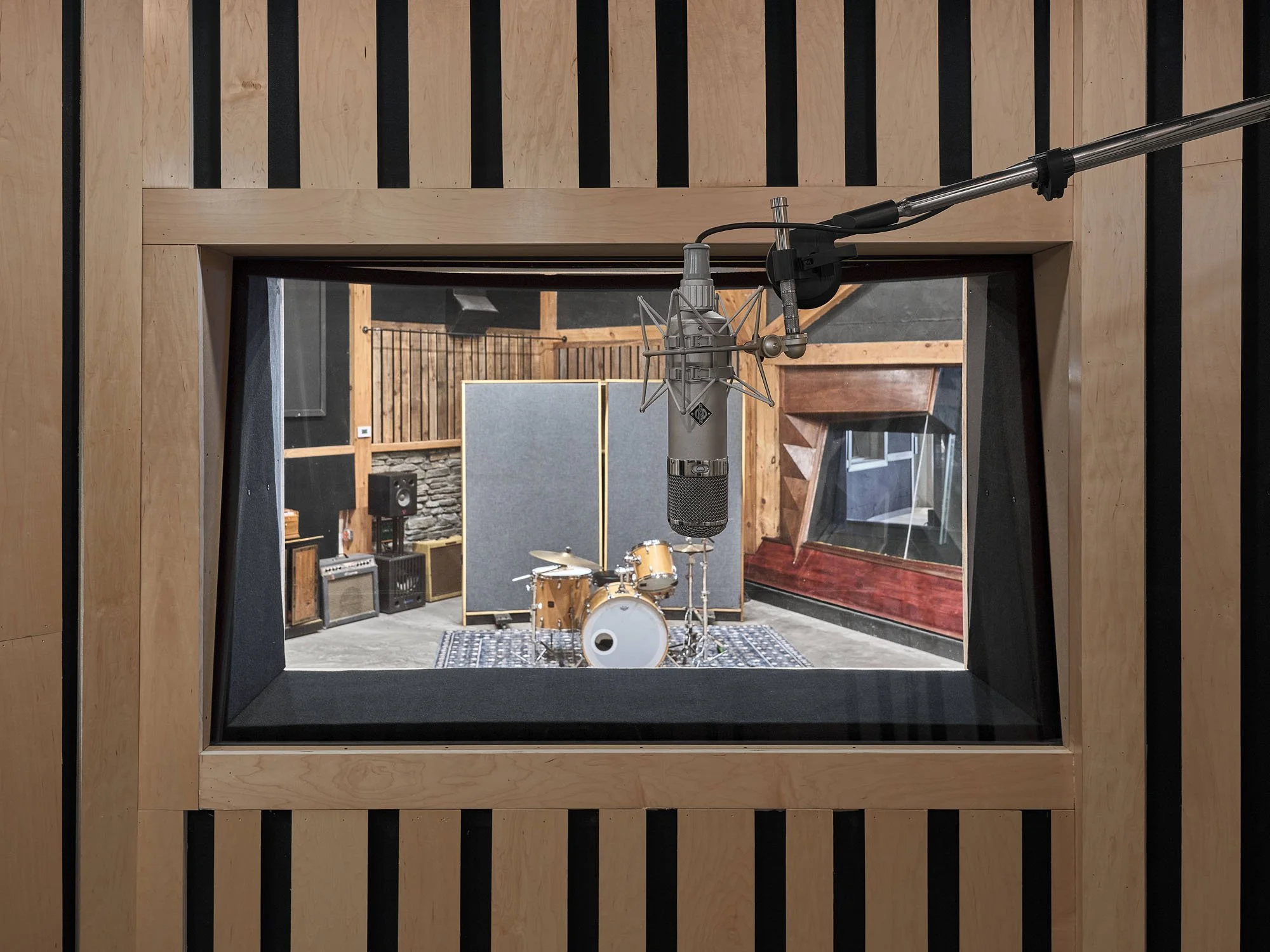 3.30.26 Applehead Recording_Highres_14.jpg