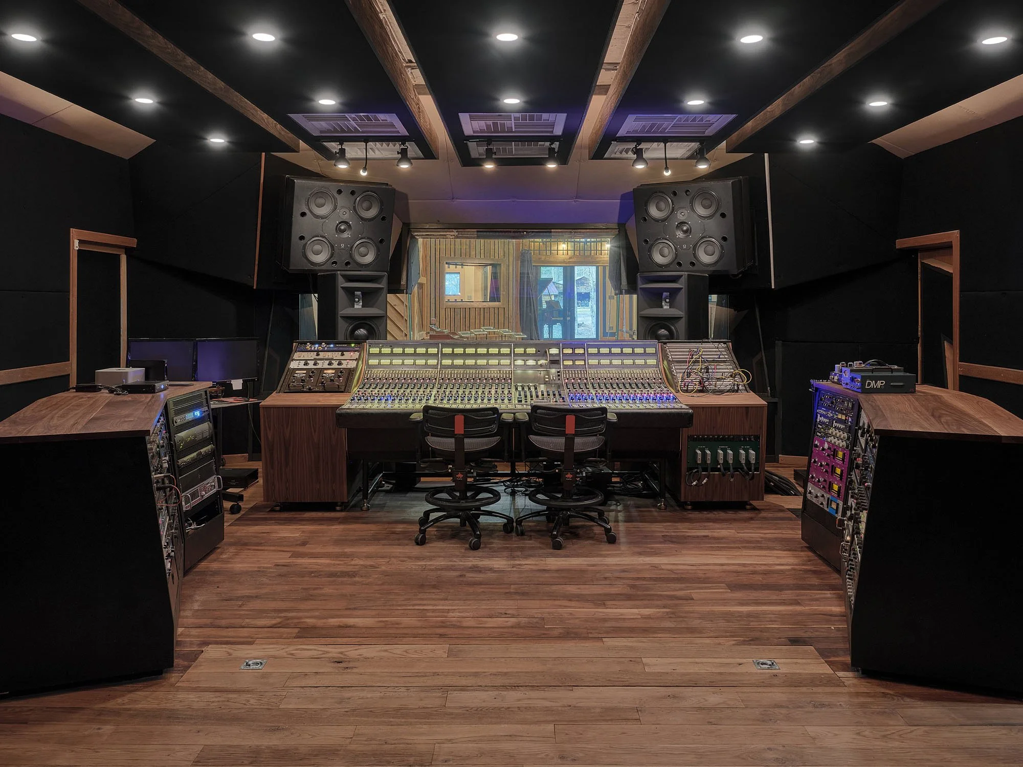 3.30.26 Applehead Recording_Highres_28.jpg