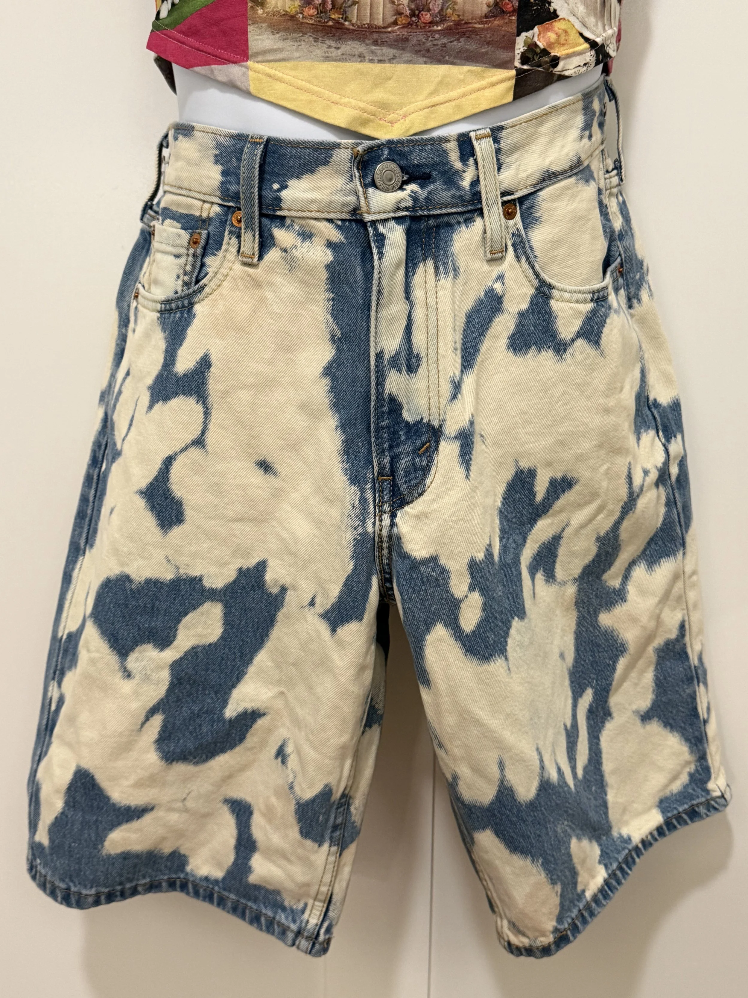 Levi's 469 Shorts - Waist 30