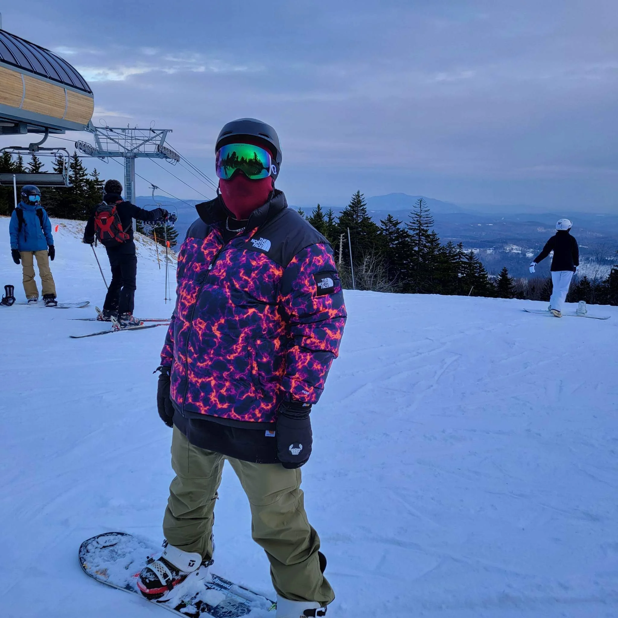 CHRIS SNOWBOARD