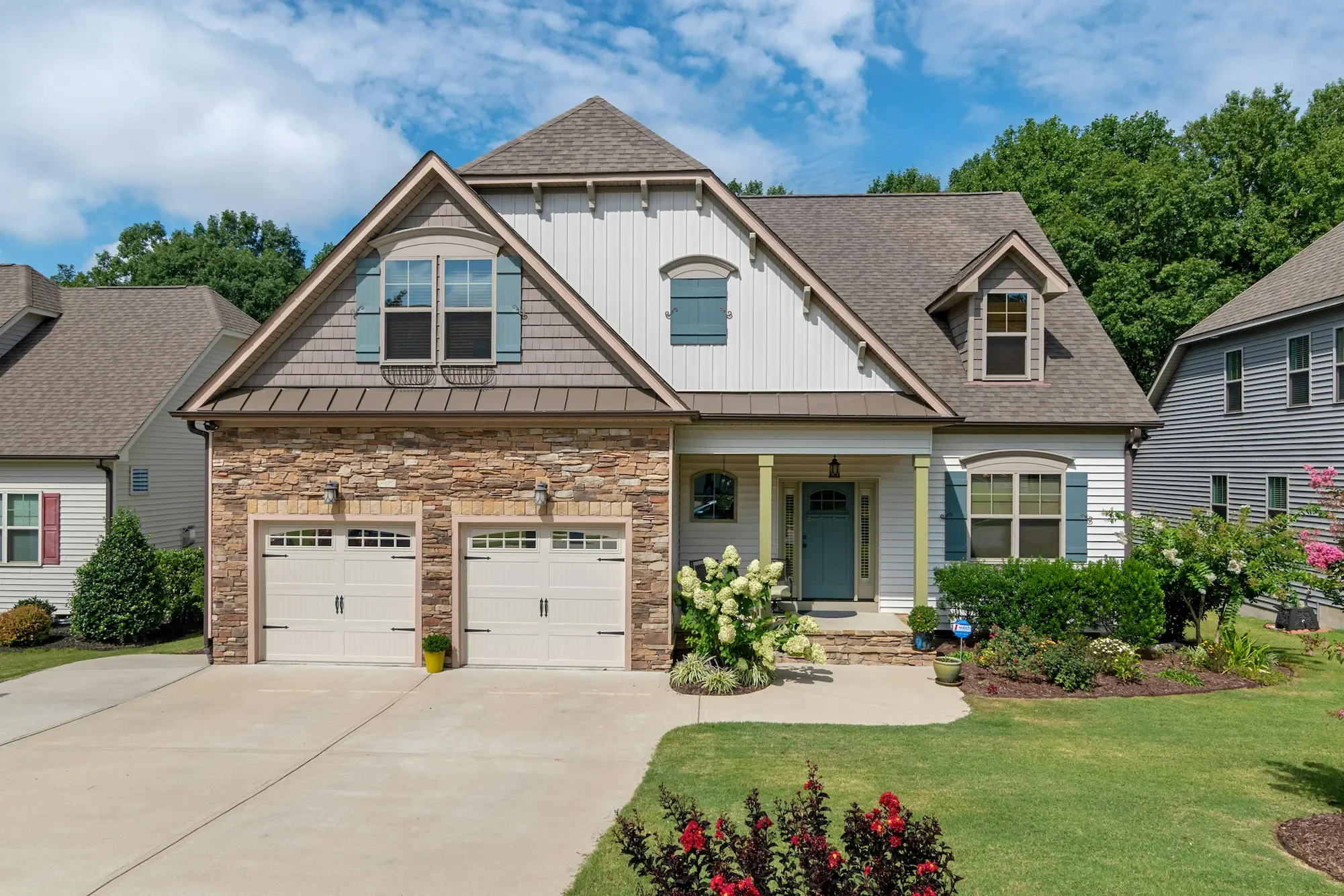 What's Included in a Professional Pressure Washing Service (And What to Expect on Job Day)