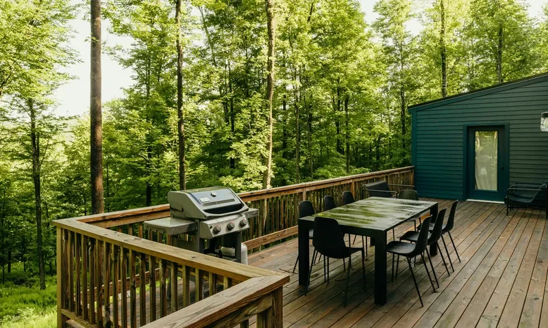 Should You Pressure Wash a Wood Deck or Fence? What Johnson County Homeowners Need to Know First