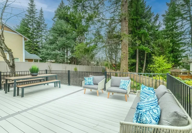 Clean composite deck surface after professional cleaning