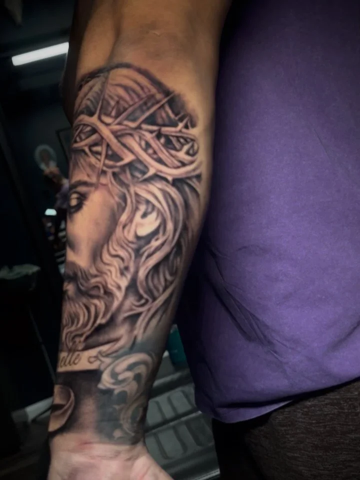 Tattoo blackngray
Jesuscristo
Forearm
Aztlaninktattooshop
Austintexas
Blackngray