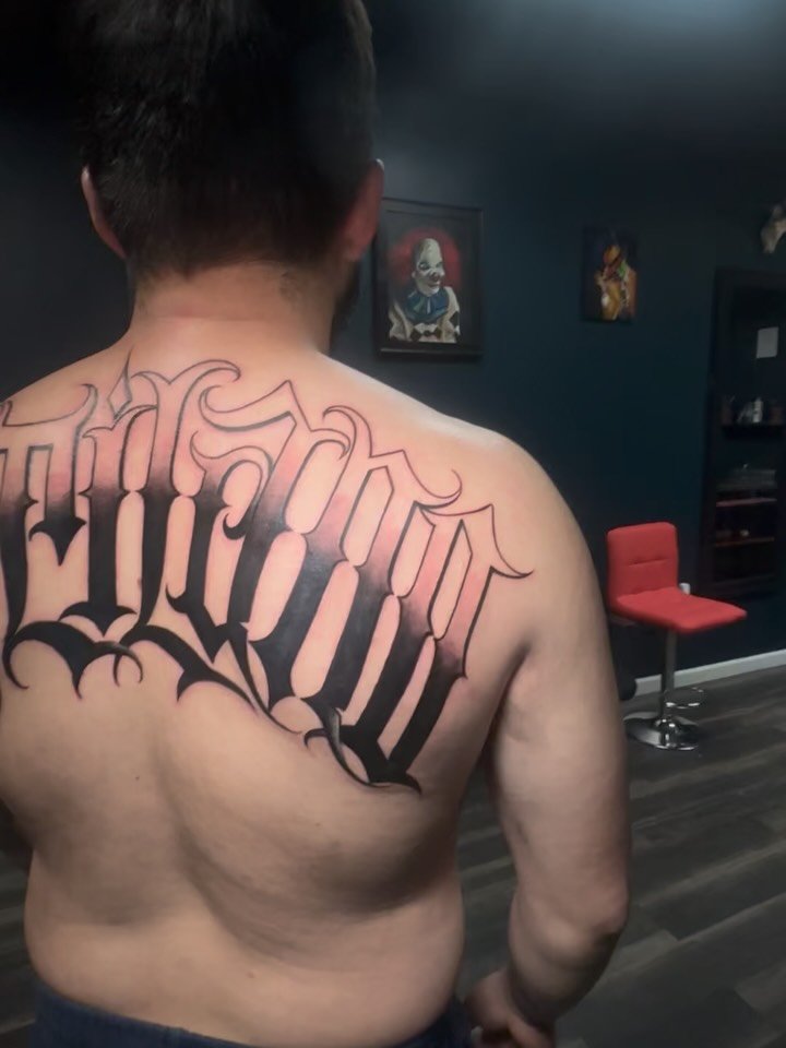 @freehandletteringtattoo@
@blackngraytattoo@
@backpiecetattoo@
@aztlaninktattooshop@