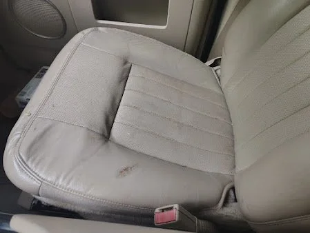 06 Lincoln Navigator front passenger seat