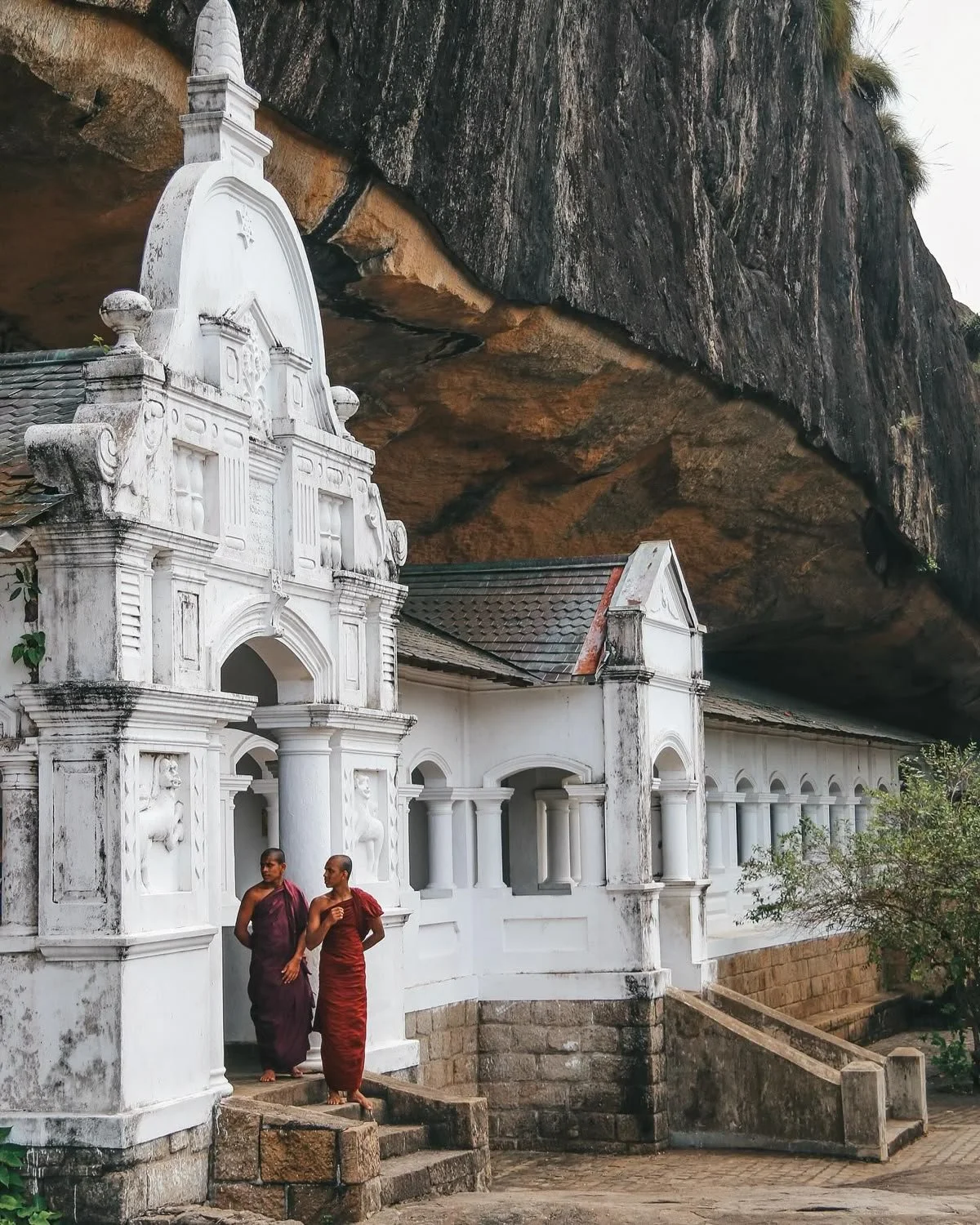 Dambulla caves retreat sri lanka