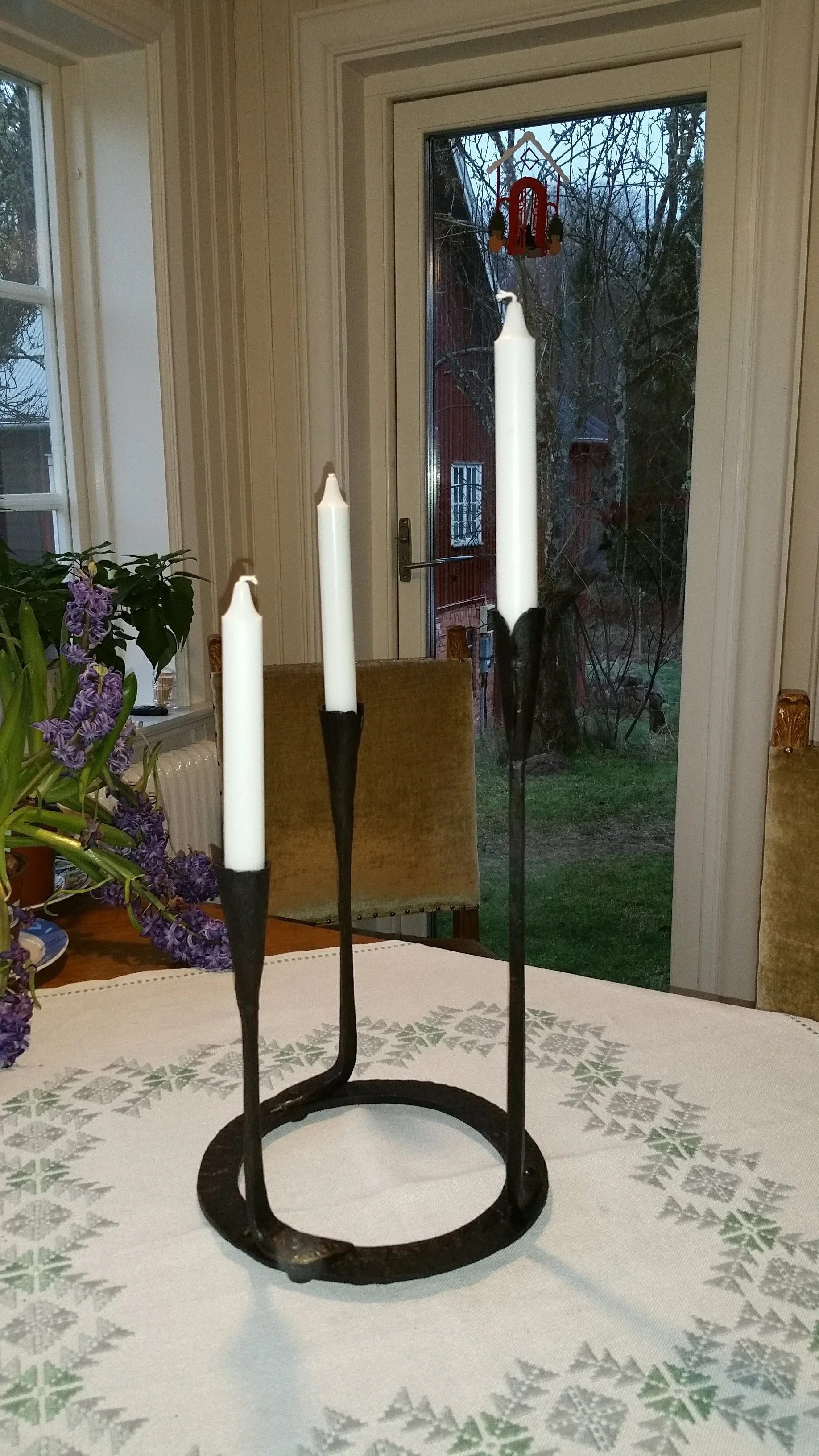 Trearmad ljusstake