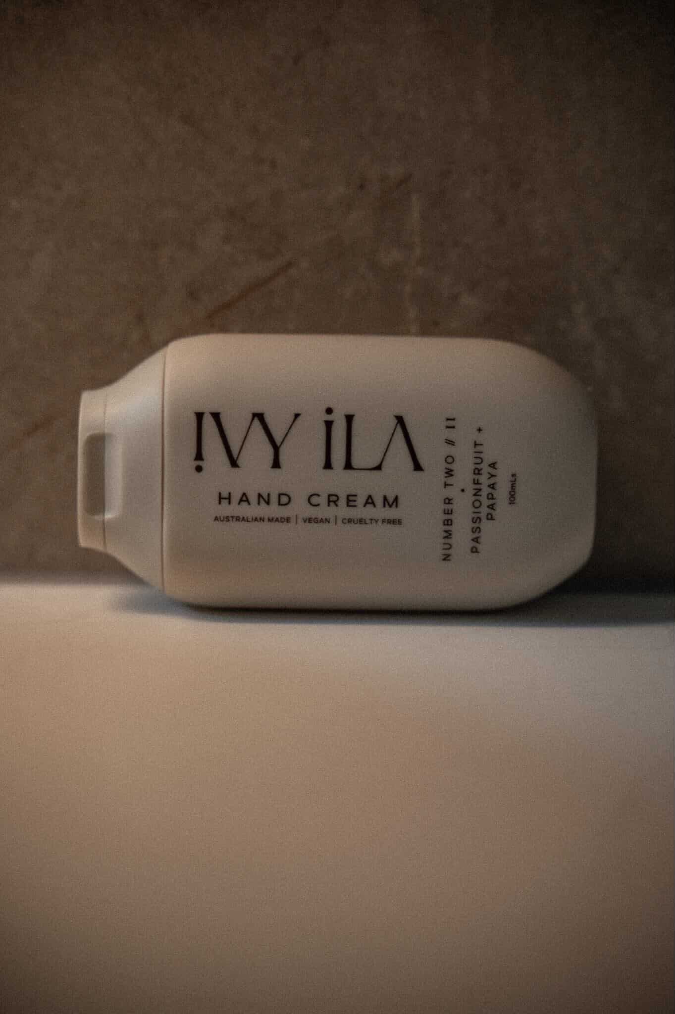 ivy-ila-hand-cream-passionfruit-papaya.jpg