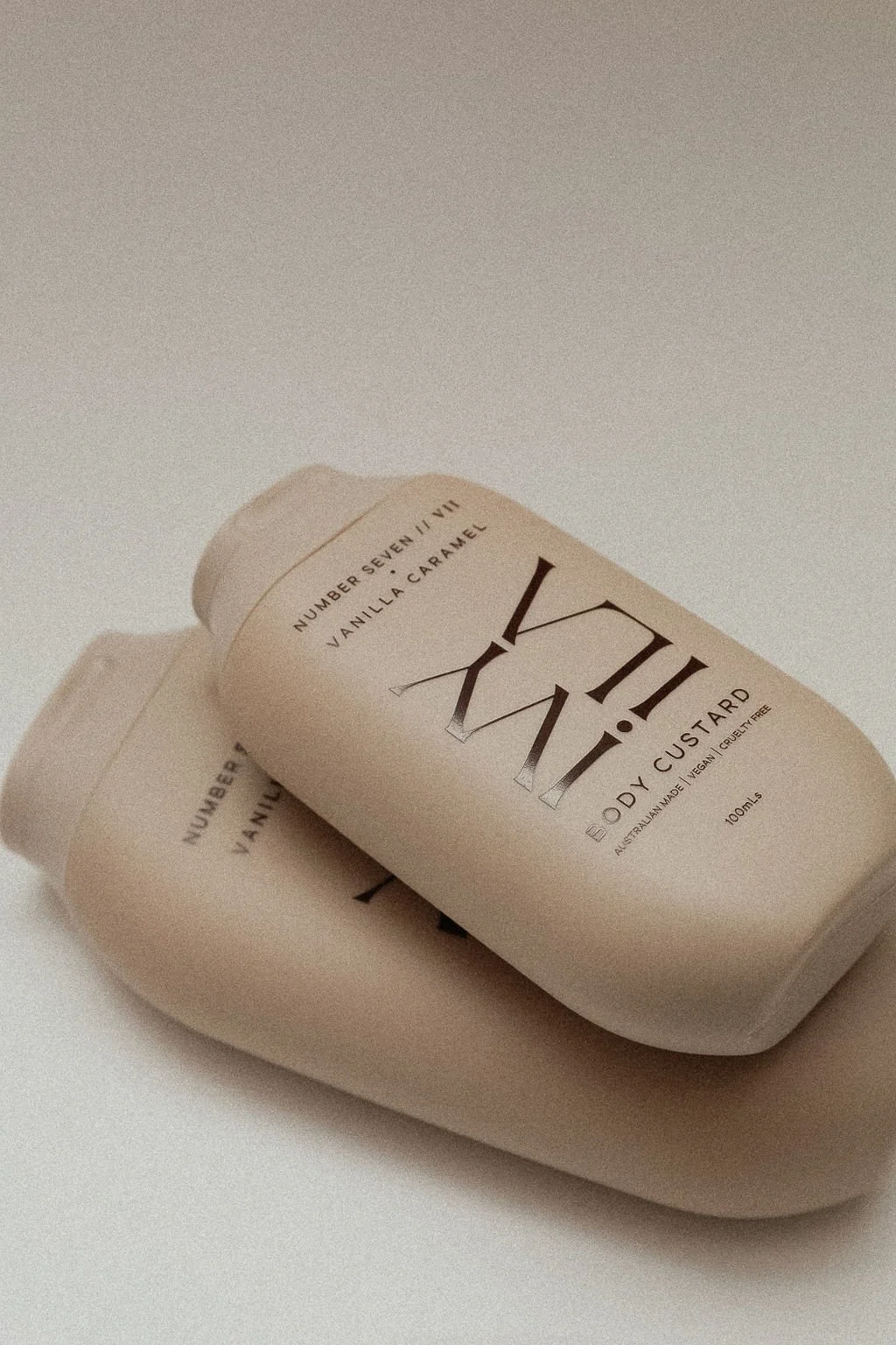 IVY ILA | number seven // VII | vanilla caramel body custard