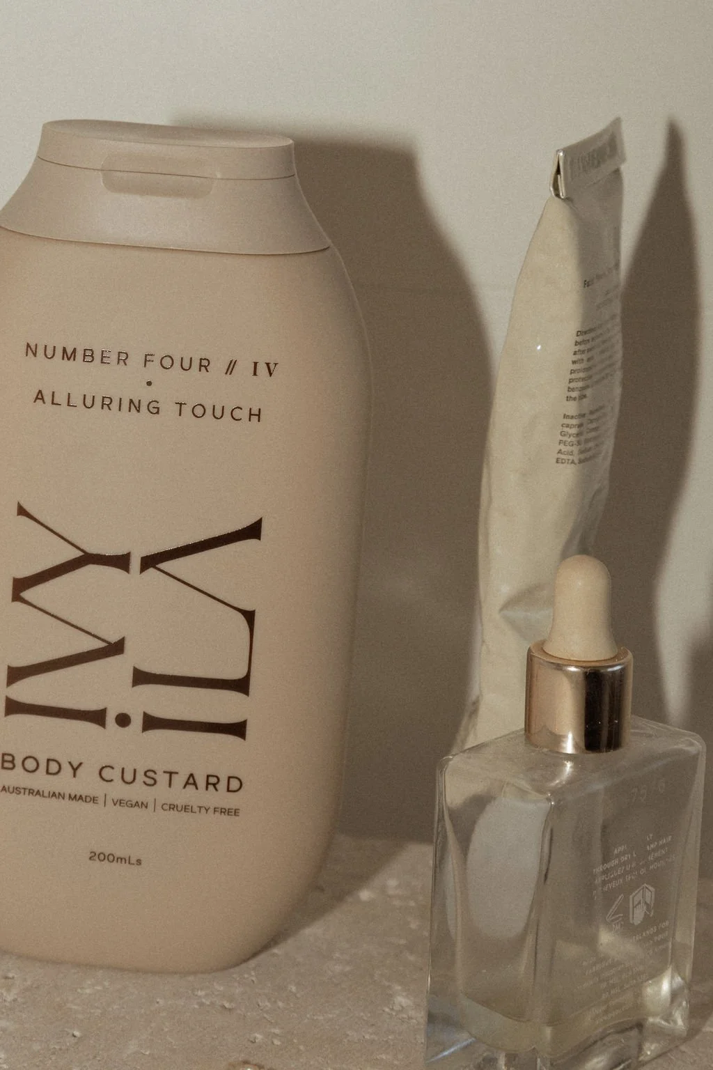 IVY ILA | number four // IV | alluring touch body custard