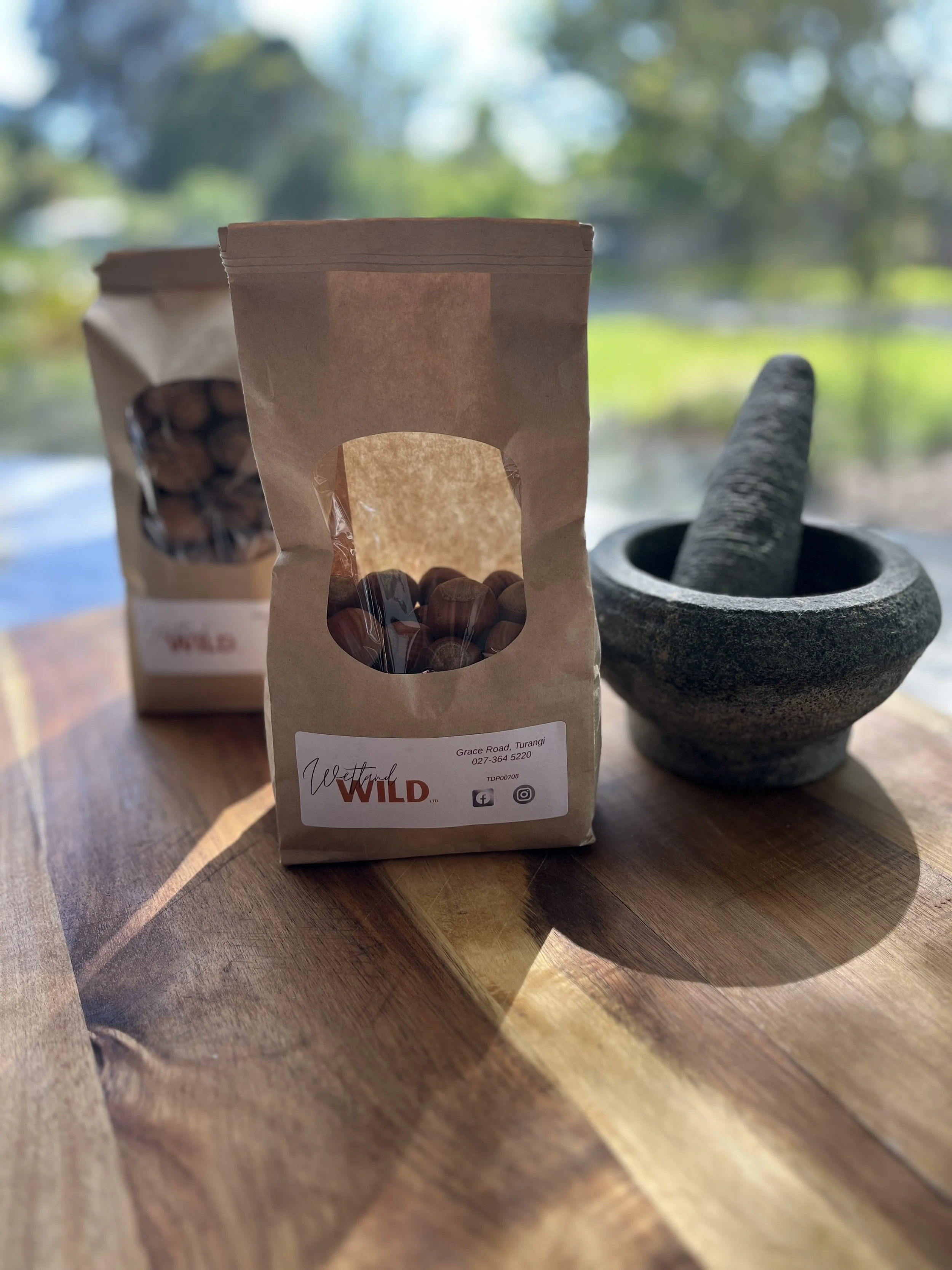 Hazelnuts_whole_350g.jpg
