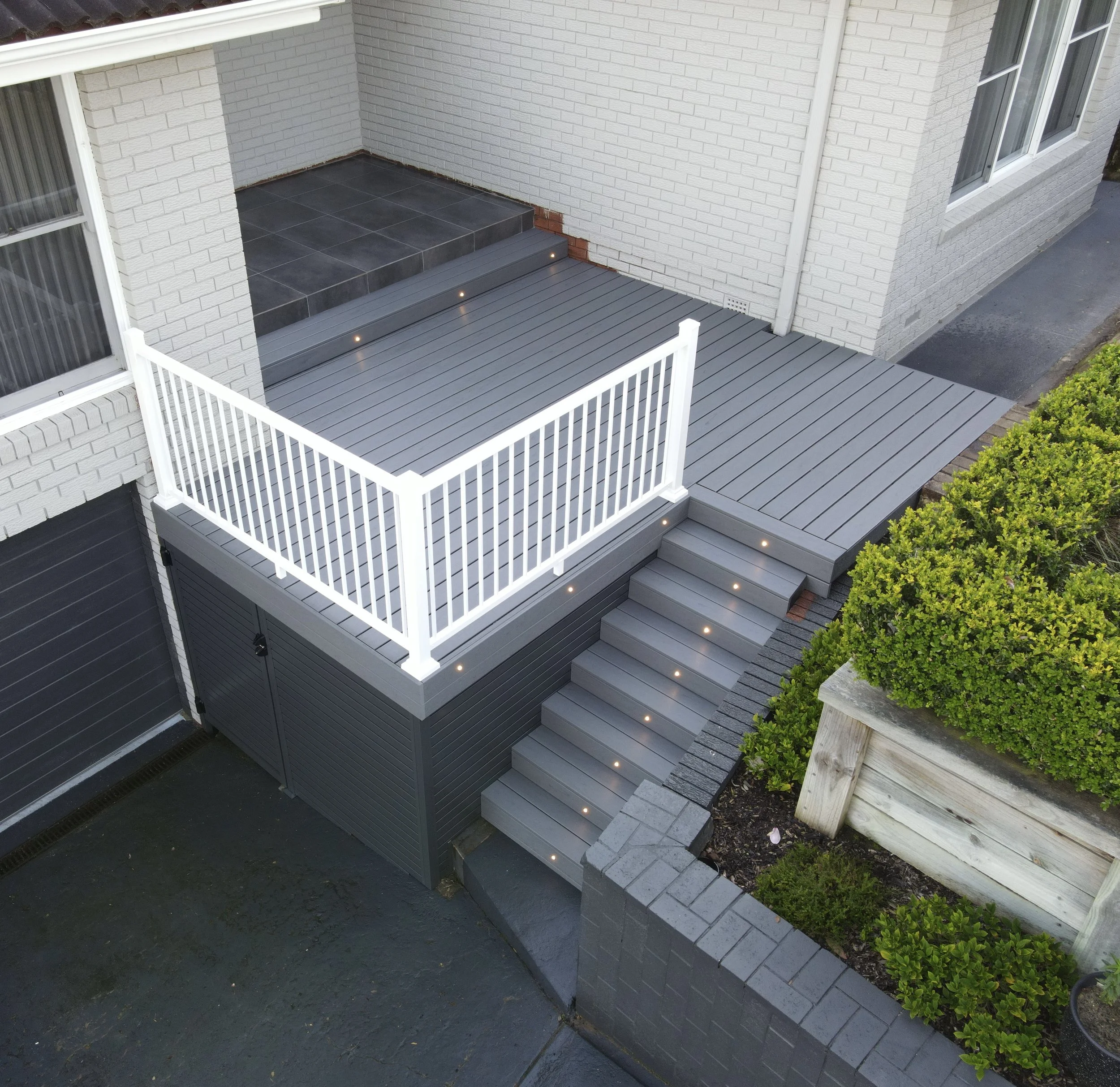 Choosing the Right Composite Decking Colour on the Central Coast