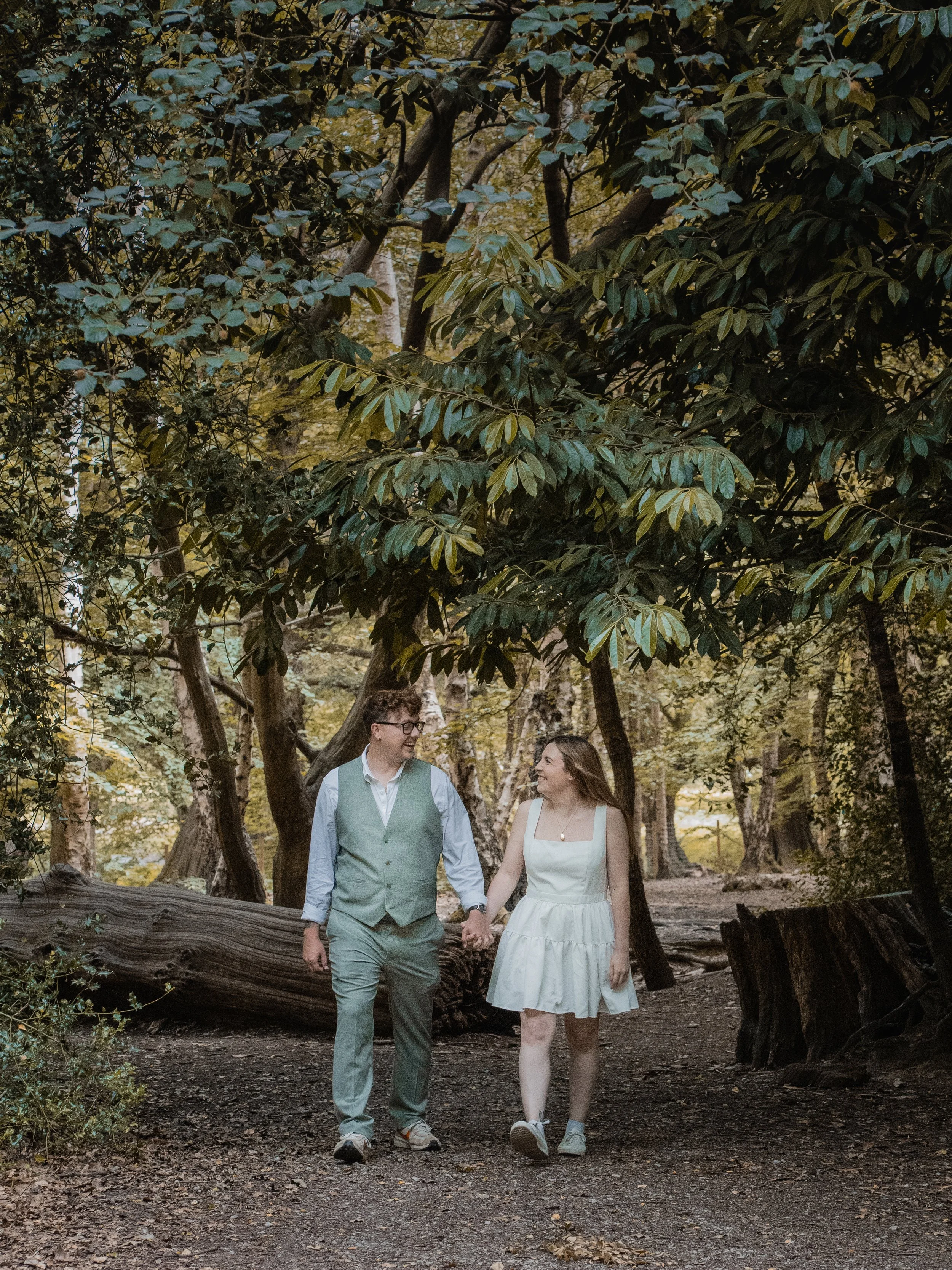 SAM_HUDSON_PHOTOGRAPHY_SOPHIE_SHAUN (2).jpg