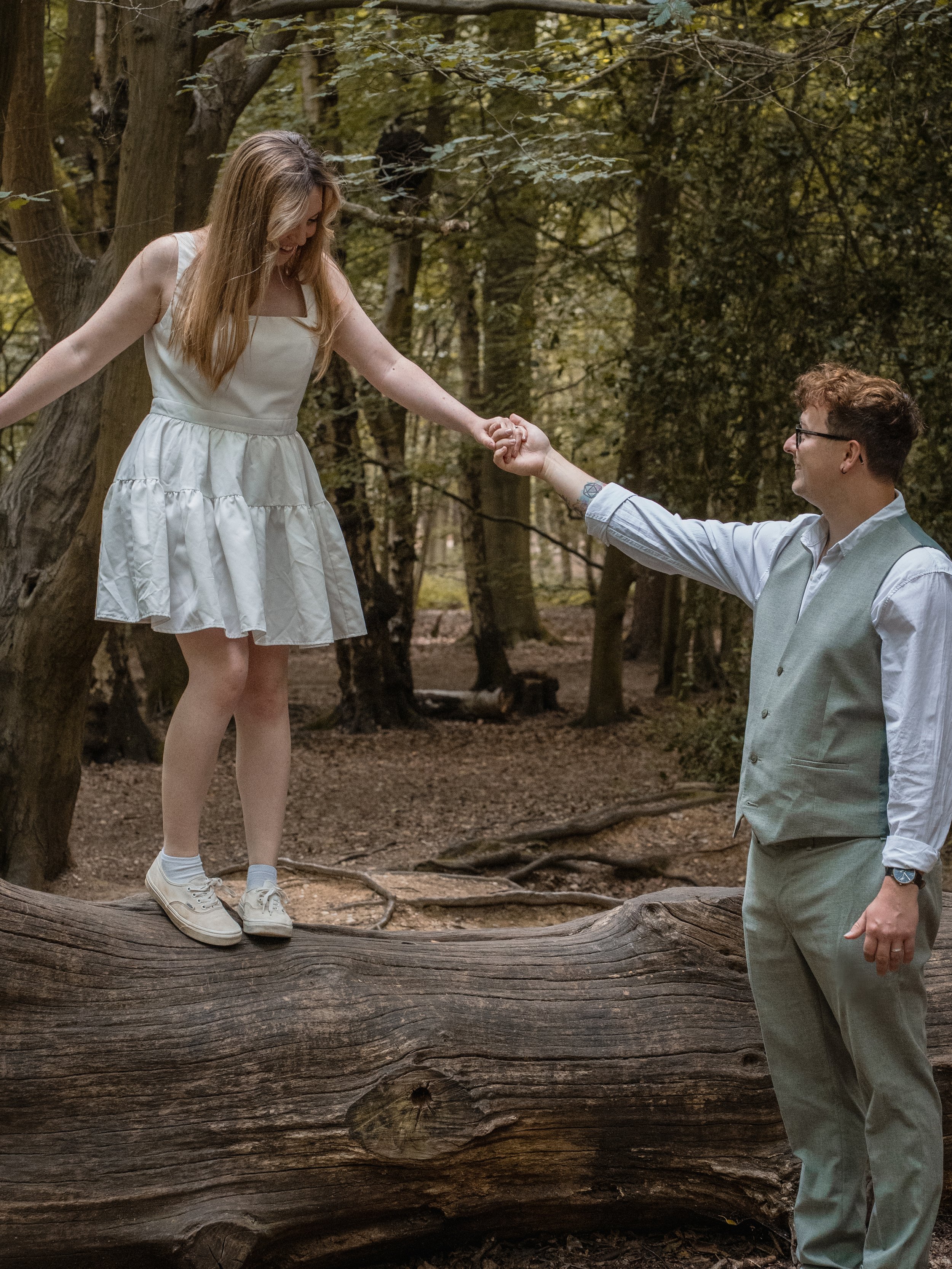 SAM_HUDSON_PHOTOGRAPHY_SOPHIE_SHAUN (8).jpg