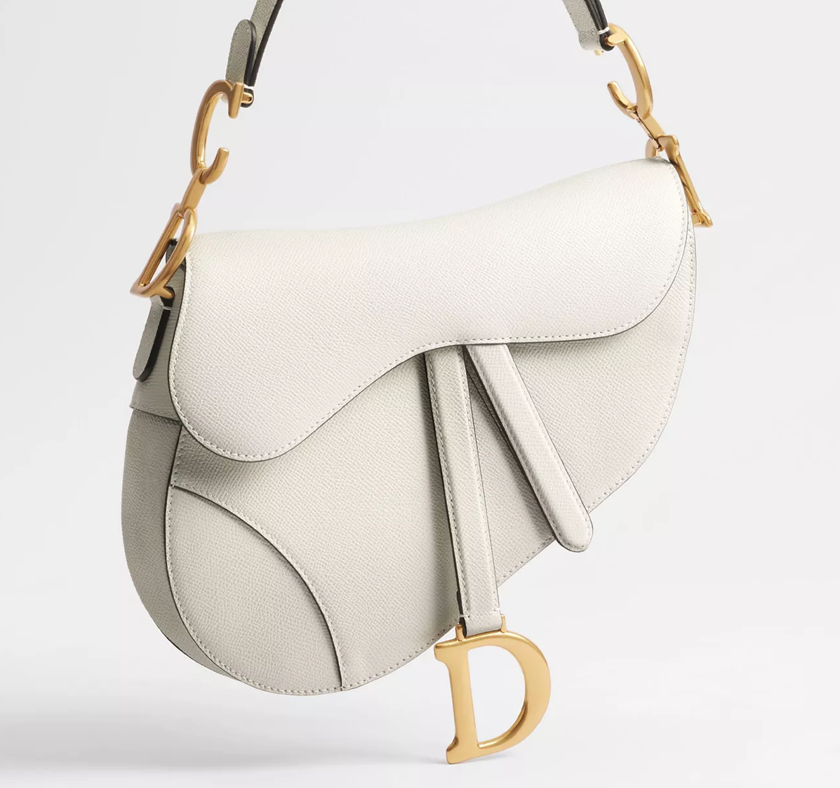 The Saddle Bag Effect: Beautiful Handbags with Equestrian Pedigree