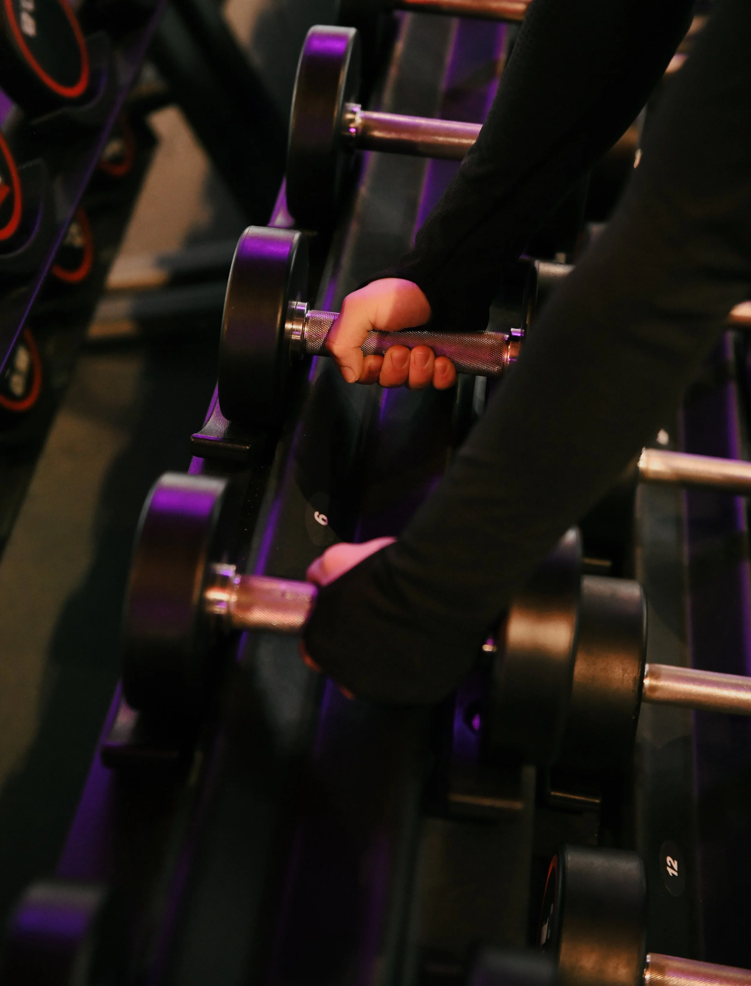 Strength training for women — deadlift session in Zürich