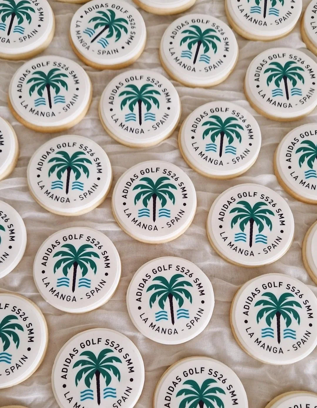 Personnalised logo cookies for corporate events, client gifting and business branding in Hampshire