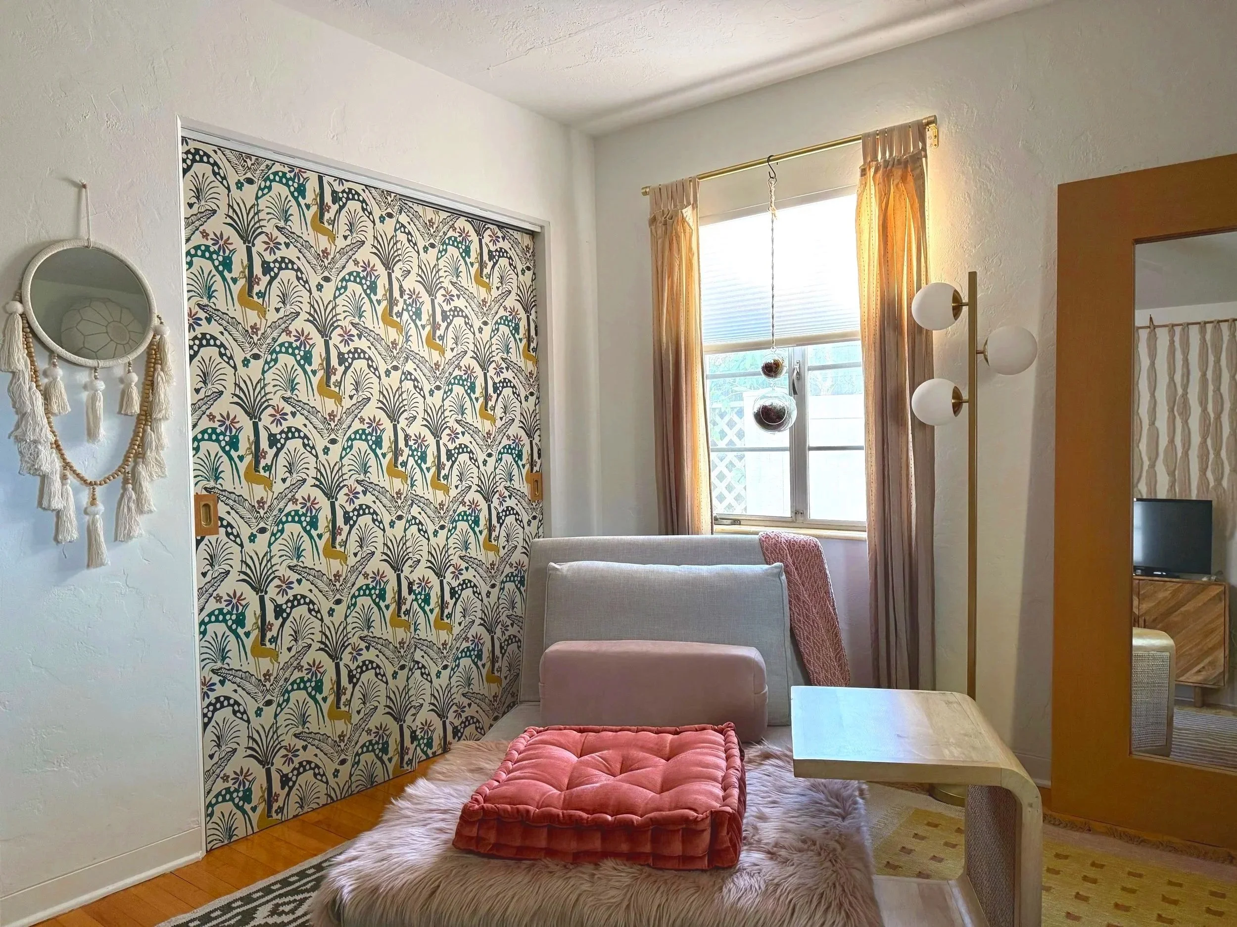 Stylish_Wallpaper_Ideas.jpg