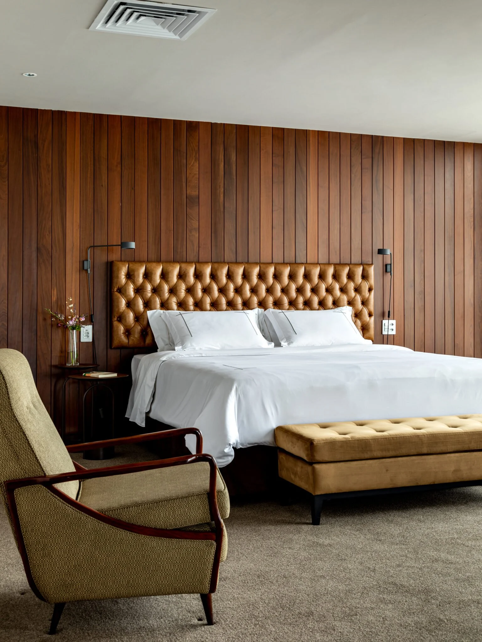 suite-presidencial-tivili-hotel-vitor-penha-018.jpg