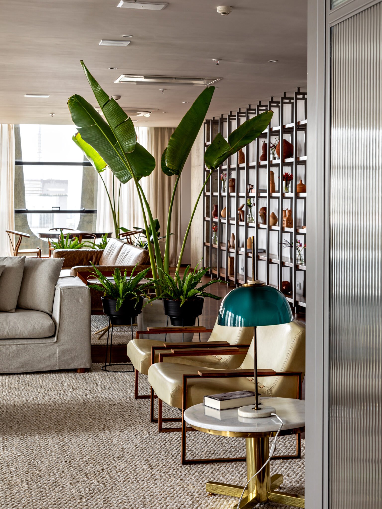 suite-presidencial-tivili-hotel-vitor-penha-010.jpg