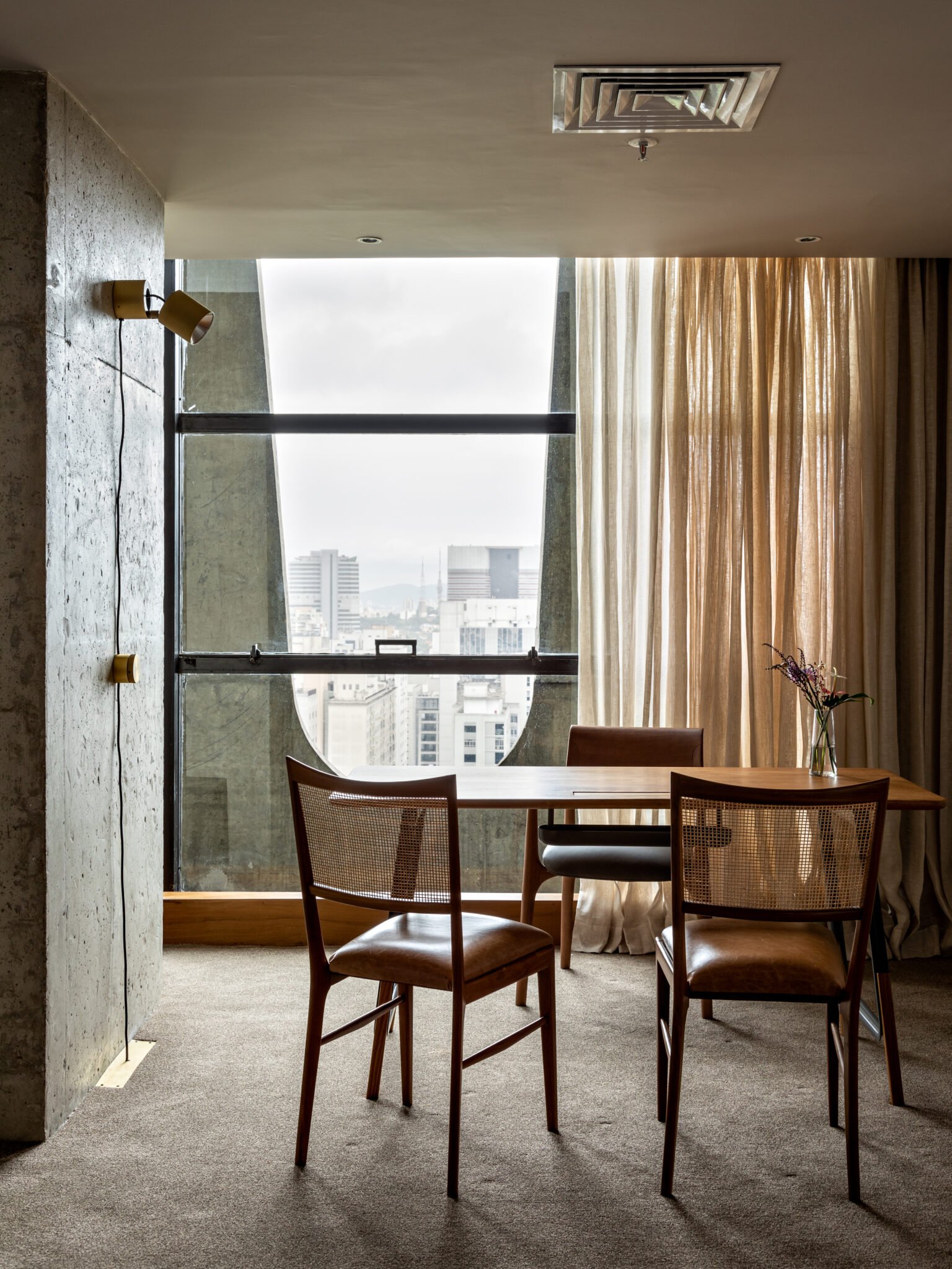 suite-presidencial-tivili-hotel-vitor-penha-015.jpg