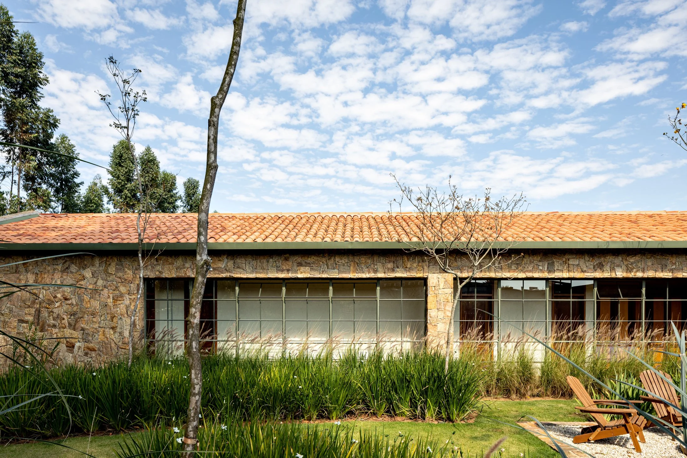 casa-por-do-sol-paisagismo-02.jpg