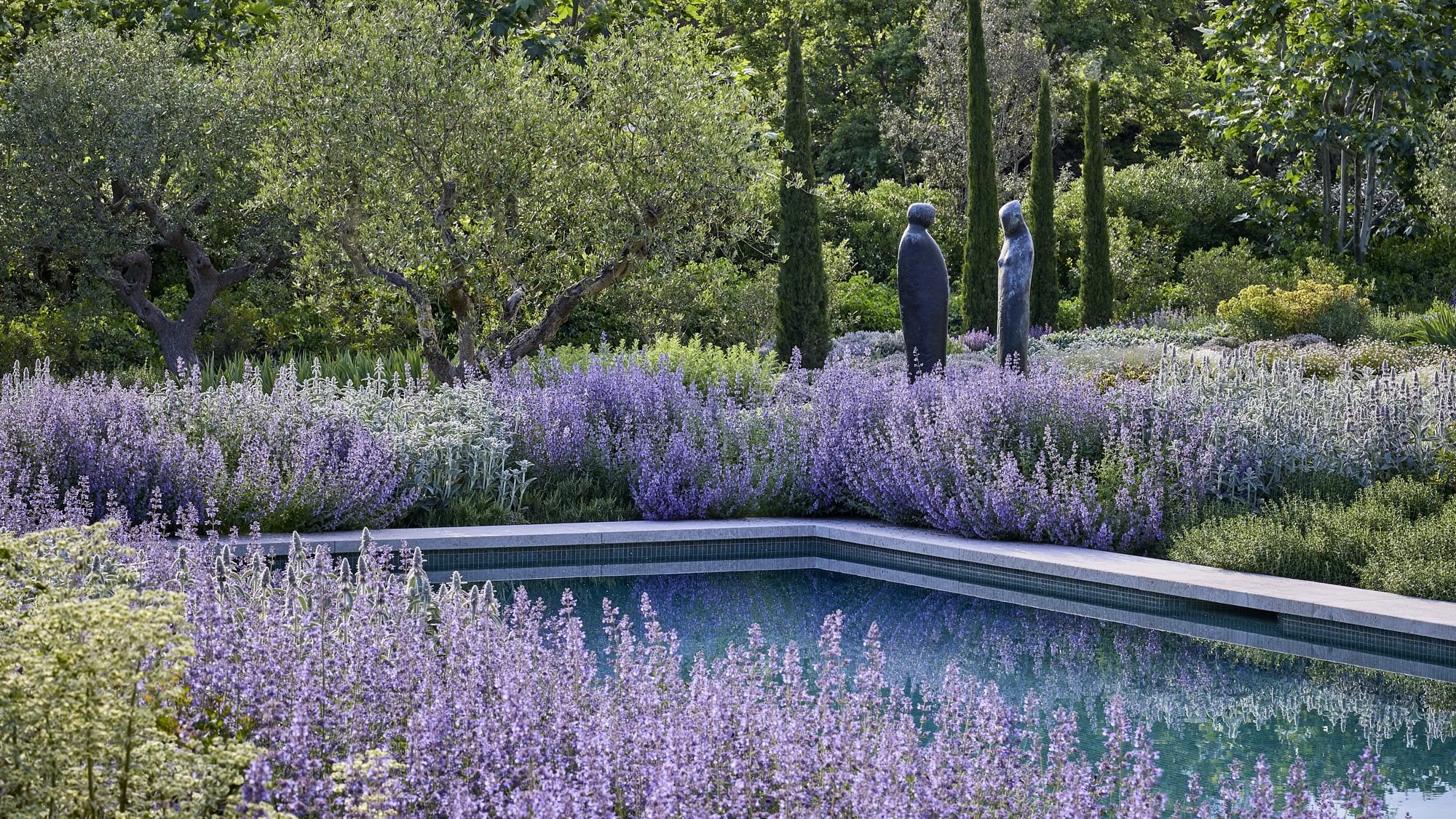 English Garden English Garden _D6A8786_HDR.jpg