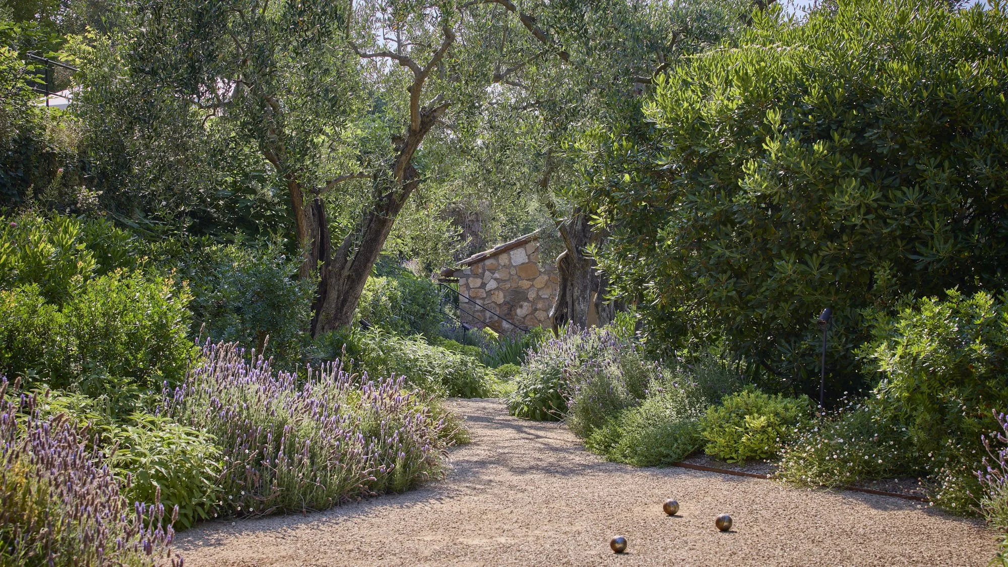 English Garden English Garden _D6A5511_HDR.jpg