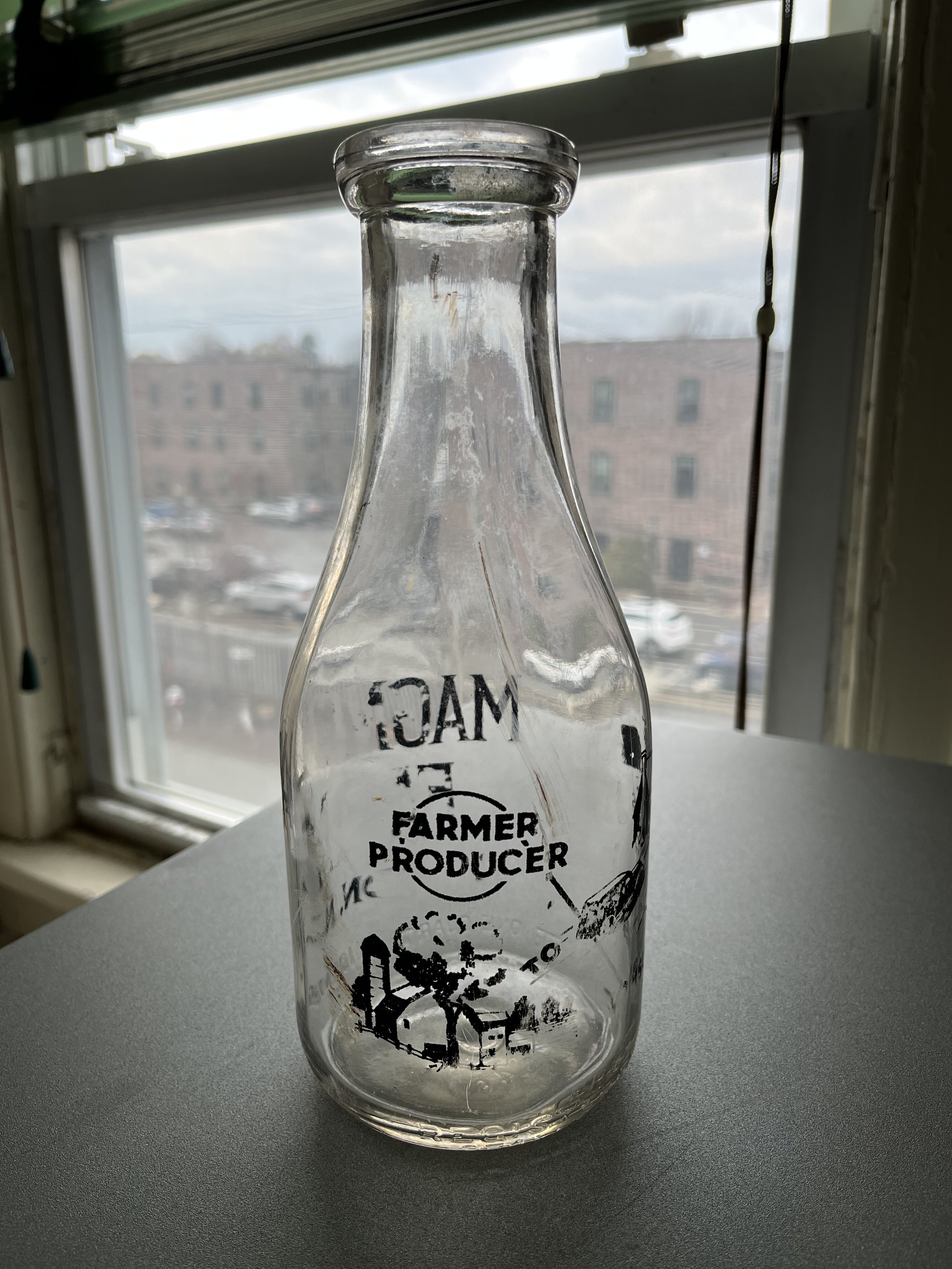 Magnolia Bottle back.jpg