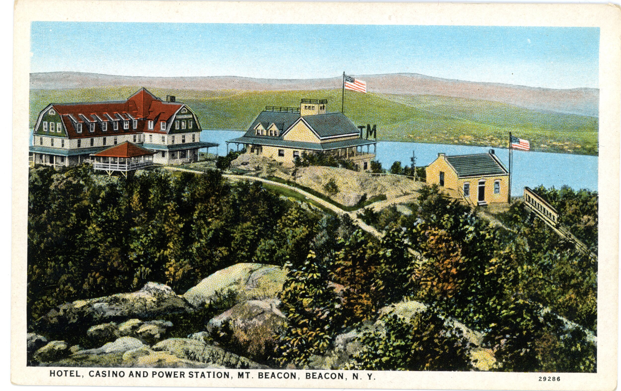 Only ruins of the Beaconcrest Hotel, Casino, power station, and rails remain visible to hikers on top of Mt. Beacon.  The Incline and casino opened to 60,000 guests during its first season in 1902. The three-story hotel was built six years later maki