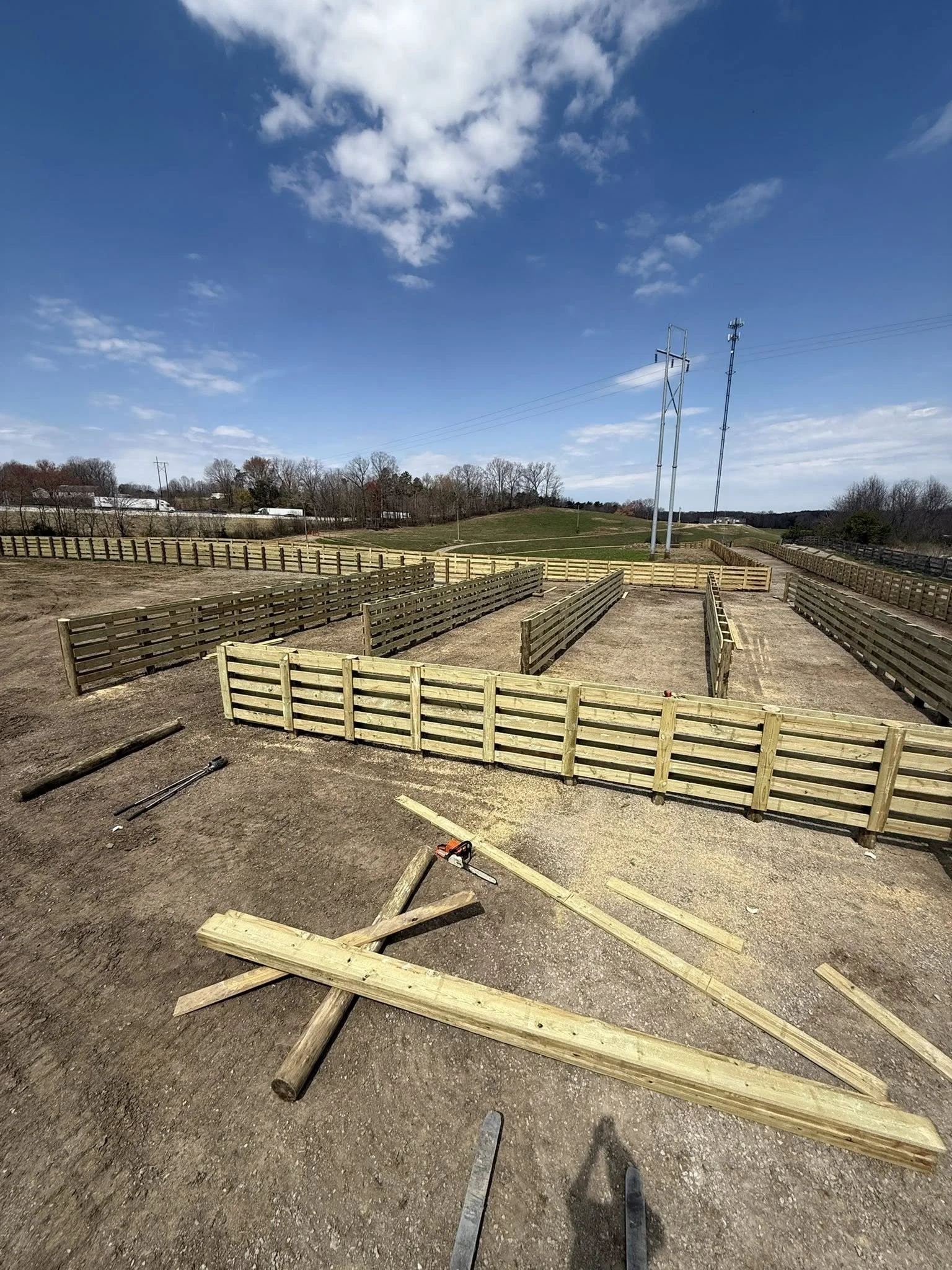 Fencing lot