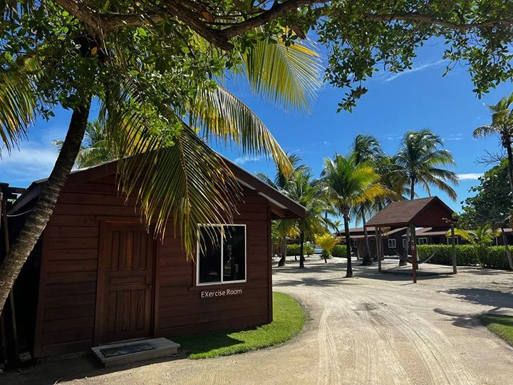 Roatan - 10 OCT 2026 - Single