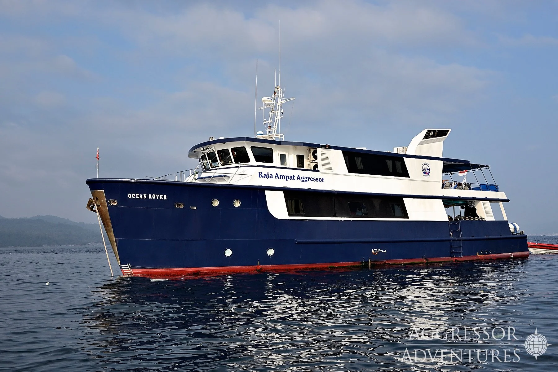 Raja-Yacht34.jpg