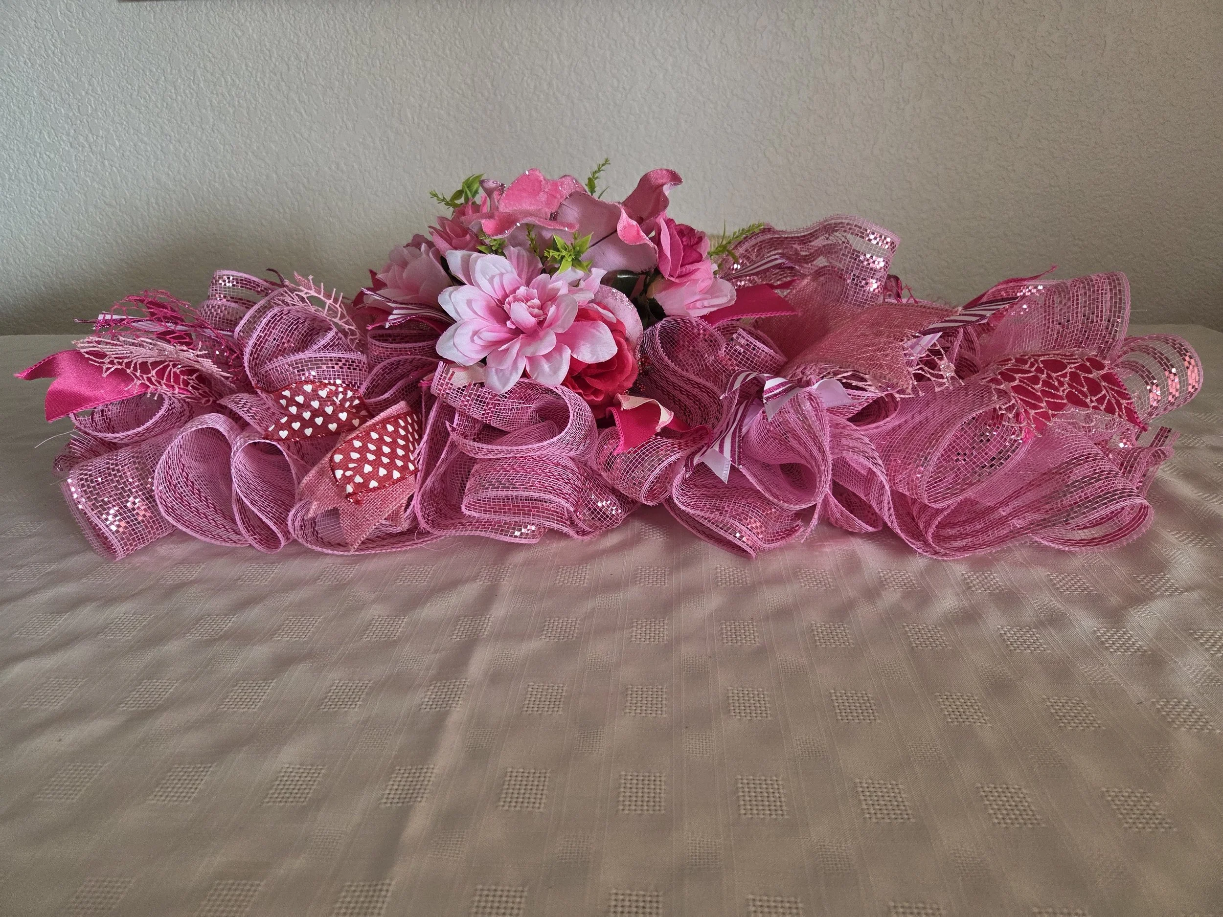 Pink and Red Mesh Valentine's Day Tabletop Swag