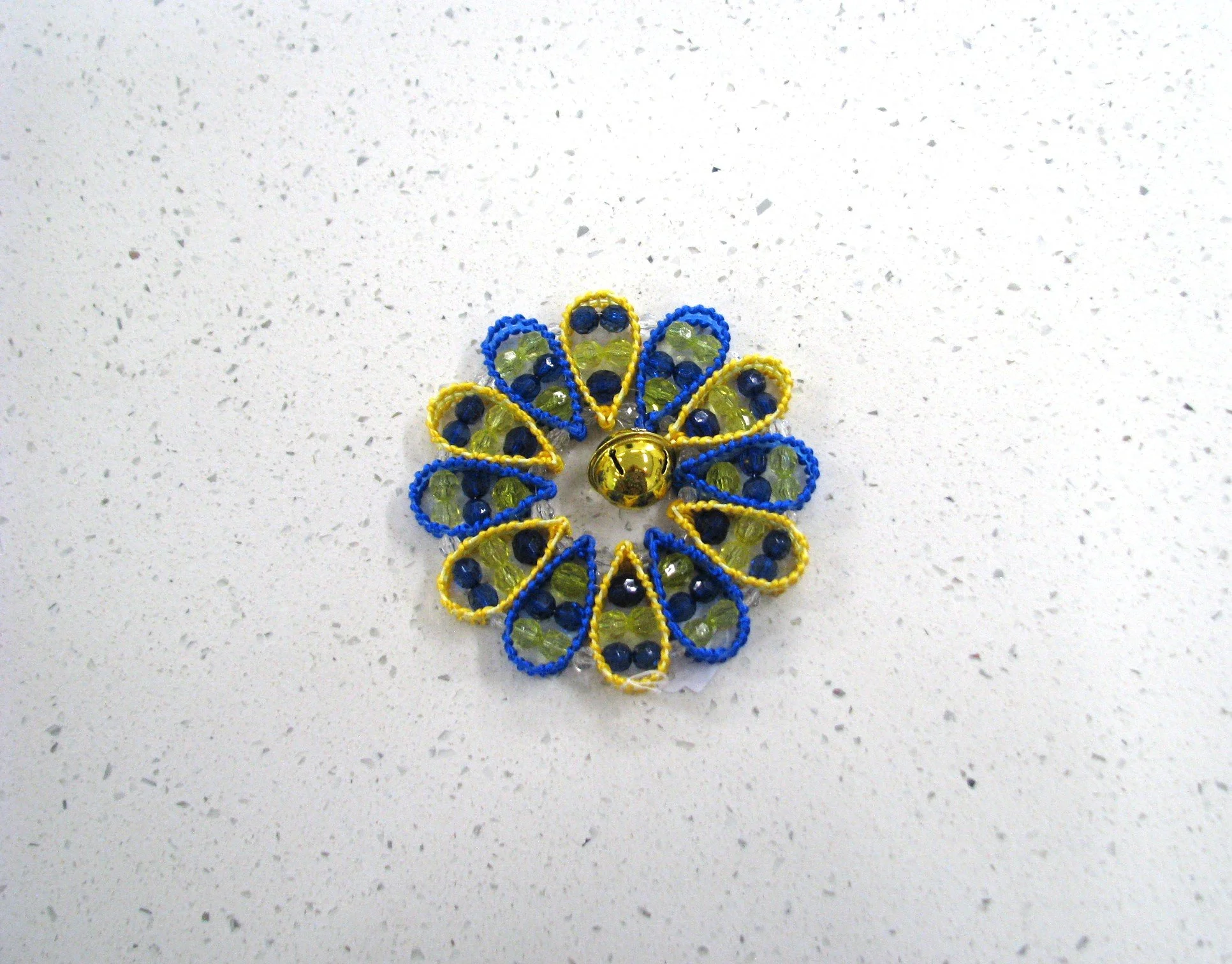 Radiant Holiday Suncatcher