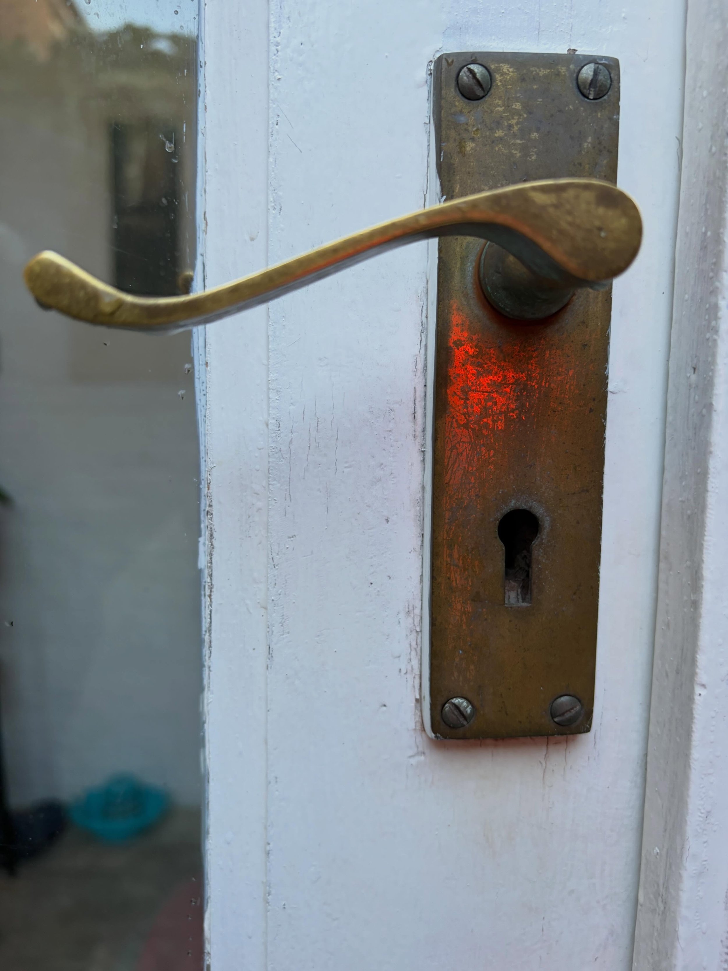 Customer having trouble unlocking her back door! This lock had seen better days, it was crying for replacement however we were able to free up that bolt allowing it to open like new again - a simple solution that saved her replacing and she can now e
