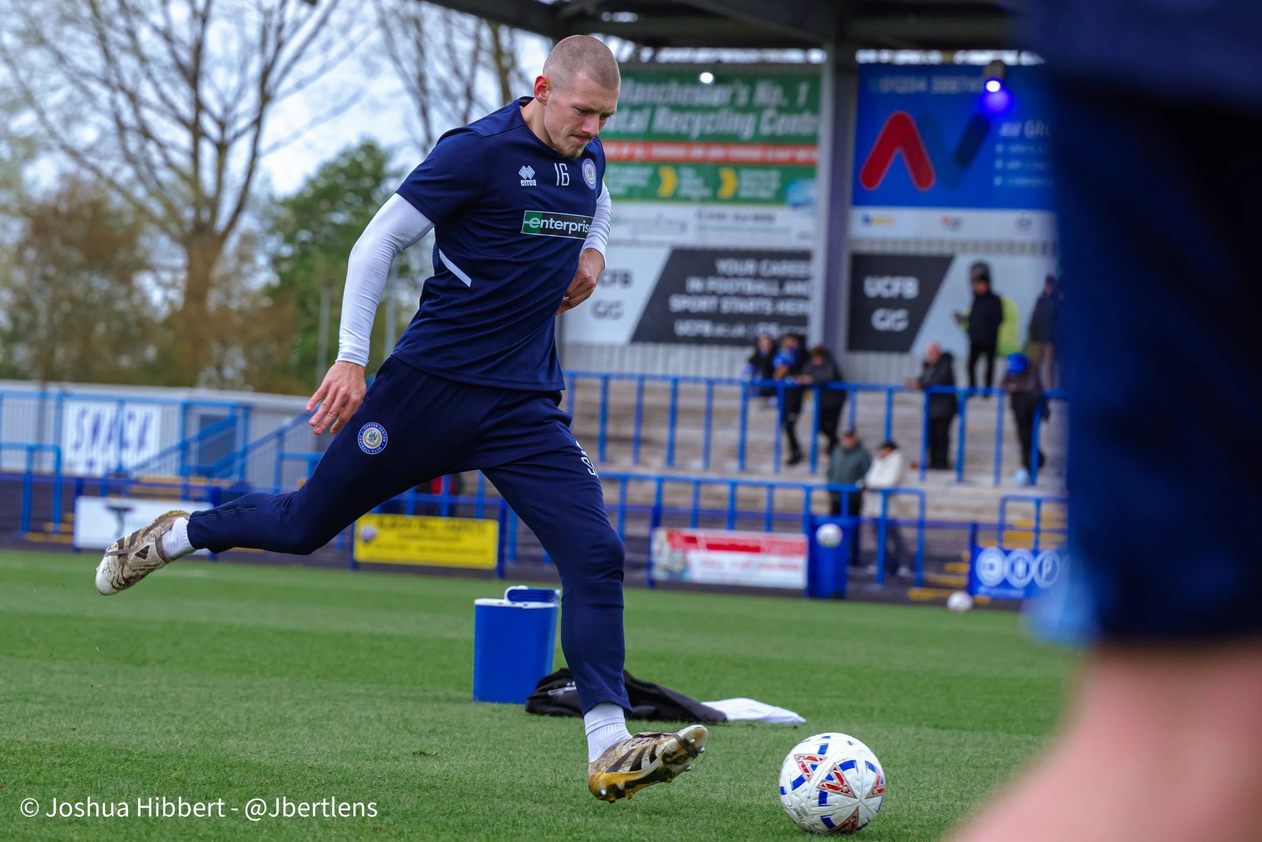 Sport_Photography_Curzon_Ashton_Buxton_FC_18.04.26-6.jpg
