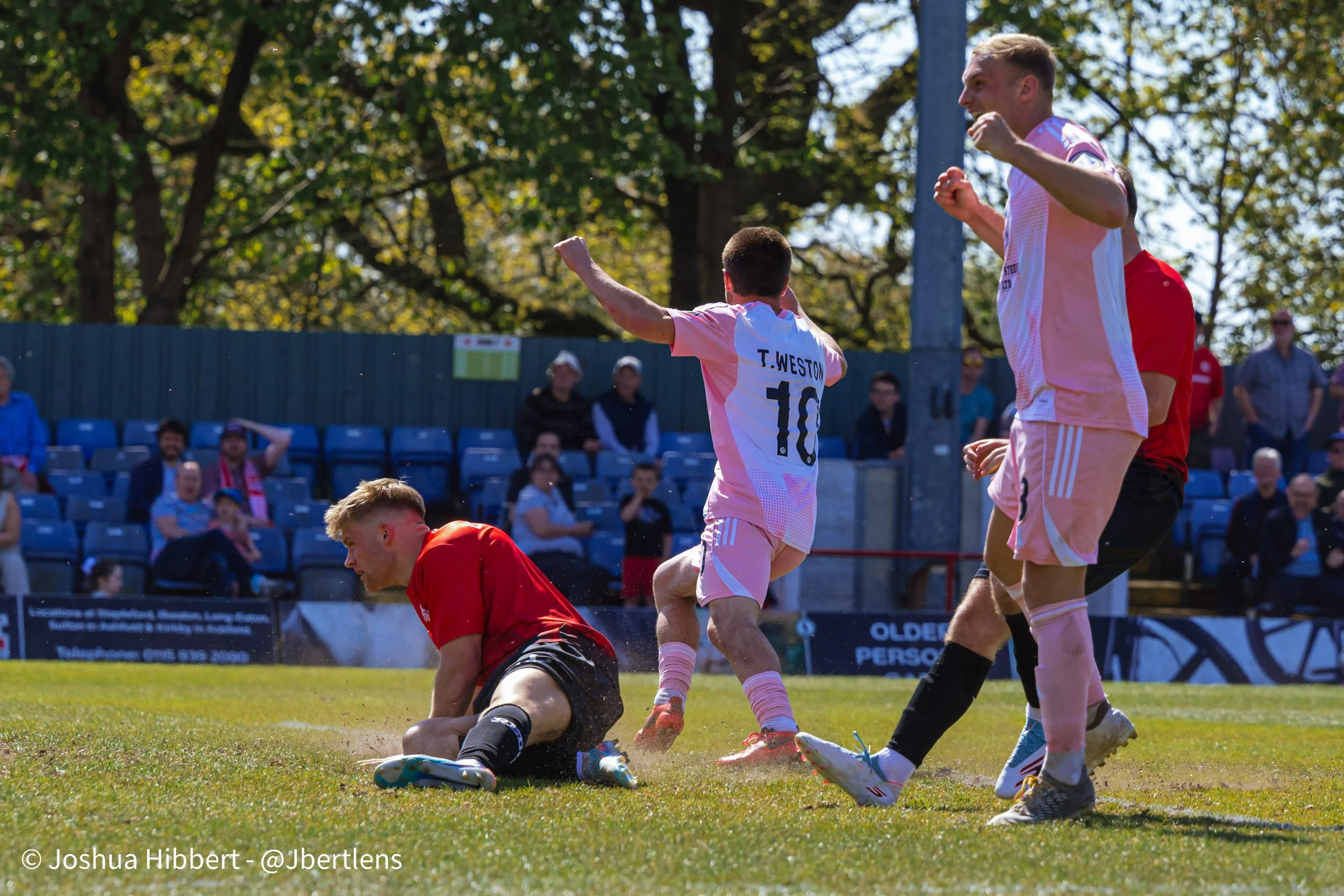 Sport_Photography_Curzon_Ashton_Alfreton_Town_25.04.26-78.jpg