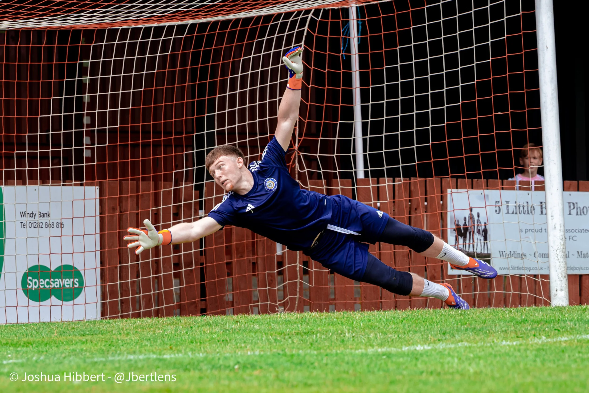 Curzon_Ashton_vs_Colne_FC_18.07.26-35.jpg