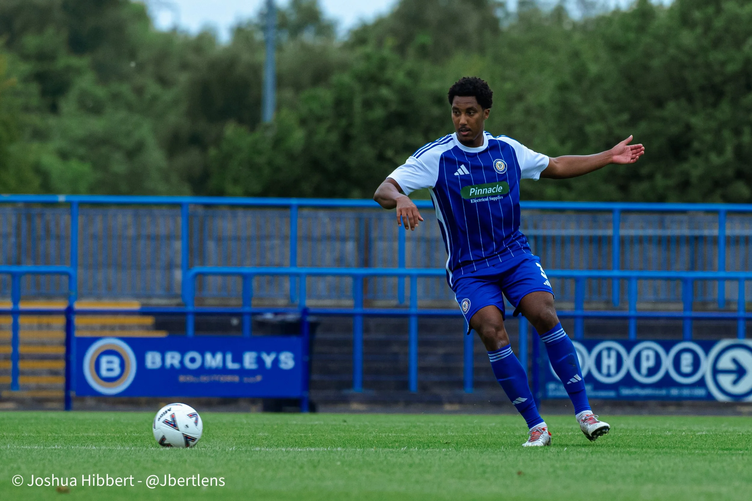 Curzon_Ashton_vs_Clitheroe_FC_25.07.26-127.jpg