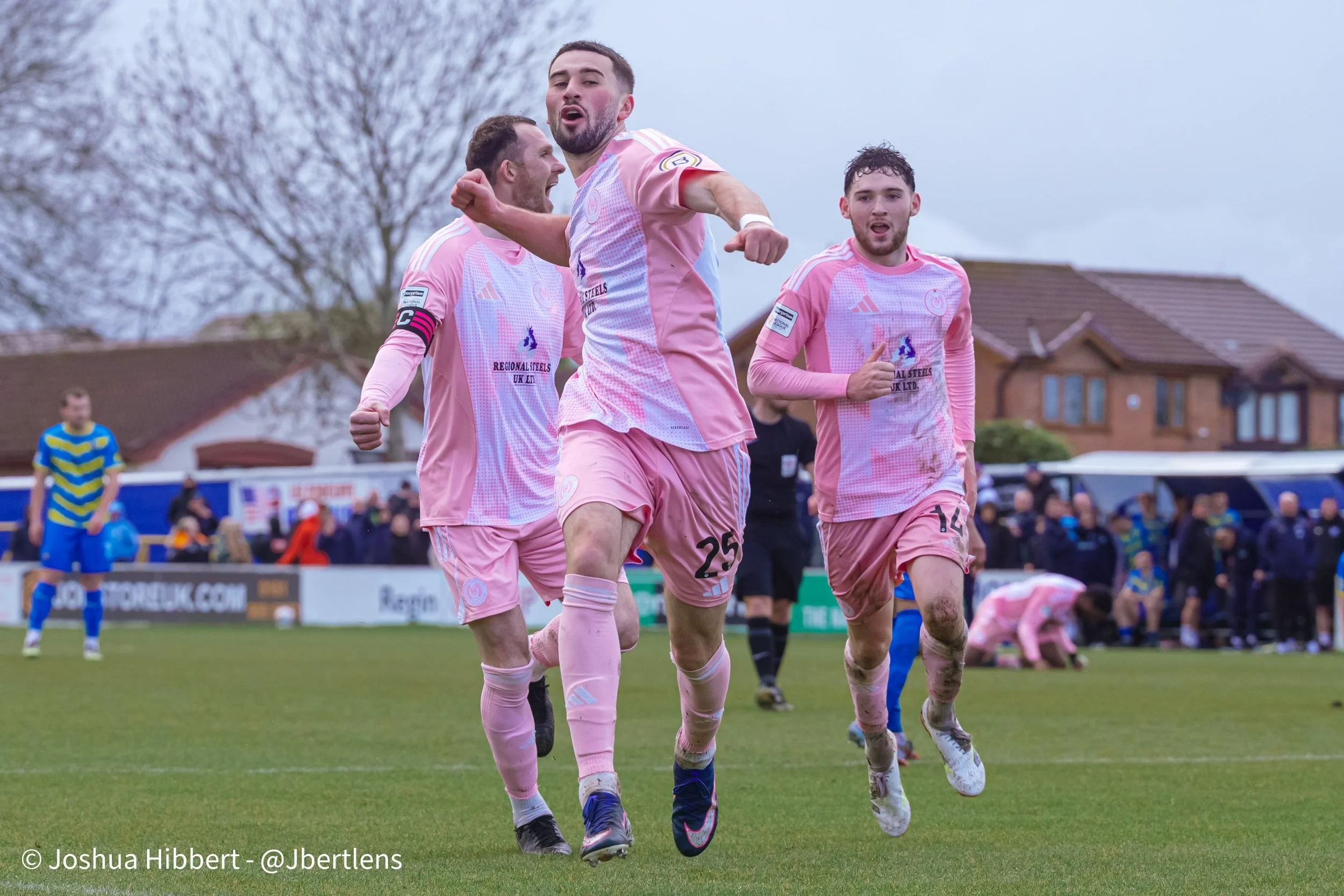 Sport_Photography_Curzon_Ashton_Radcliffe_FC_03.04.26-111.jpg