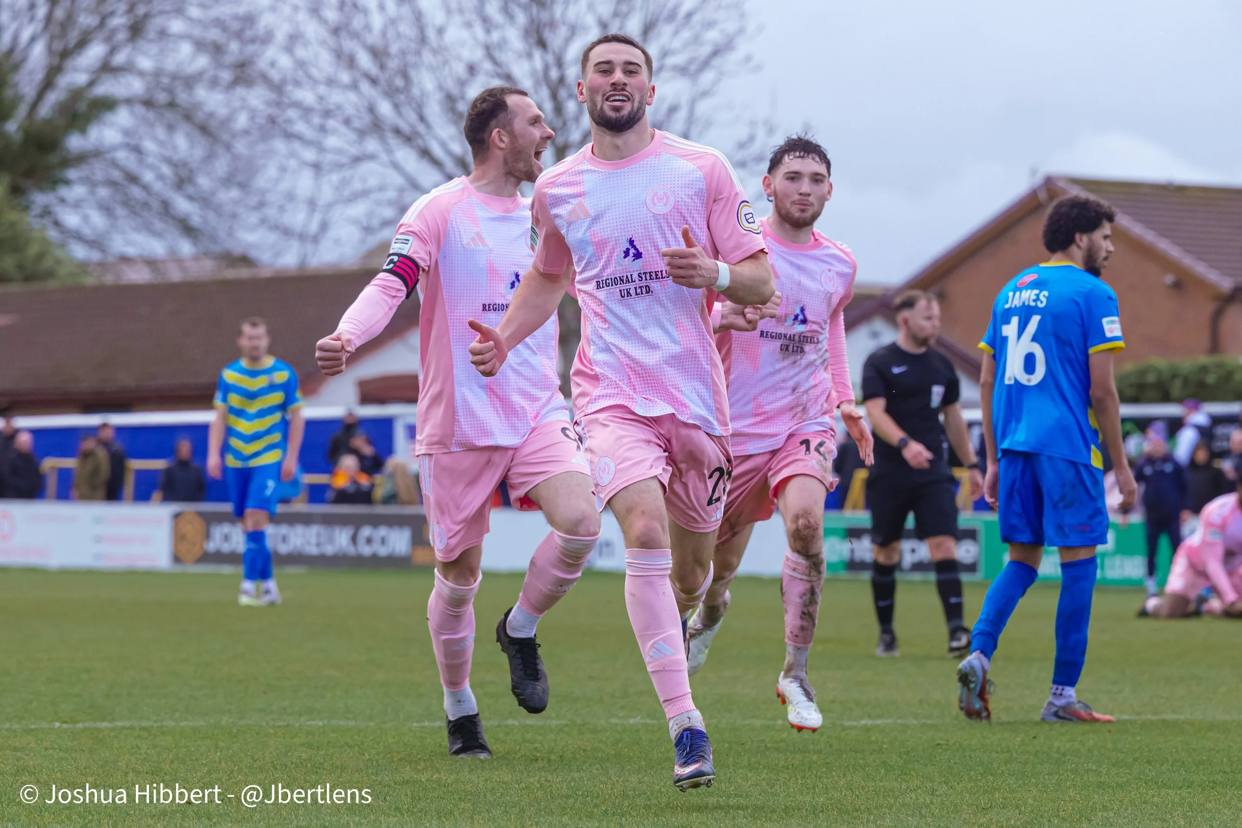 Sport_Photography_Curzon_Ashton_Radcliffe_FC_03.04.26-110.jpg